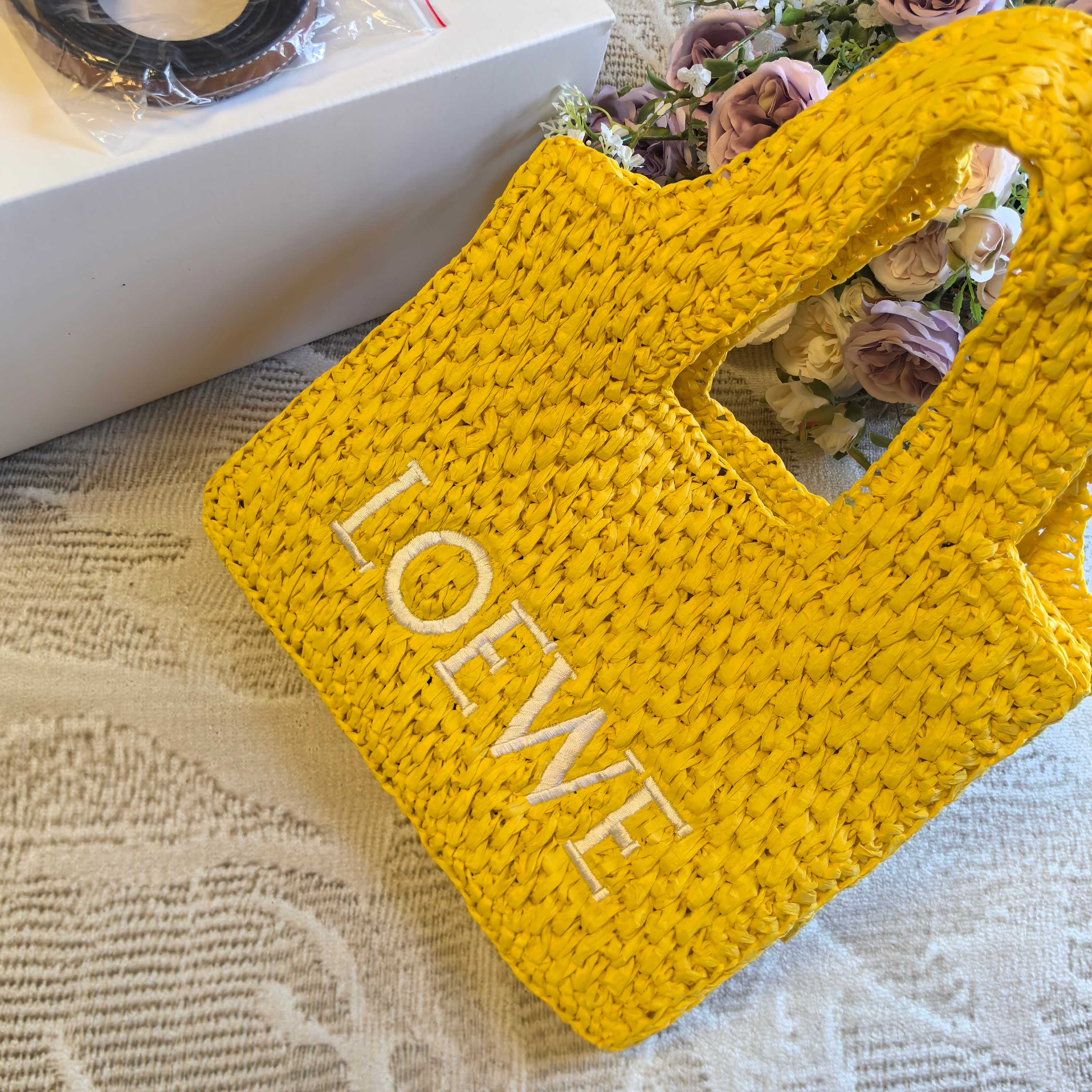 LOEWE Vegetable basket bag