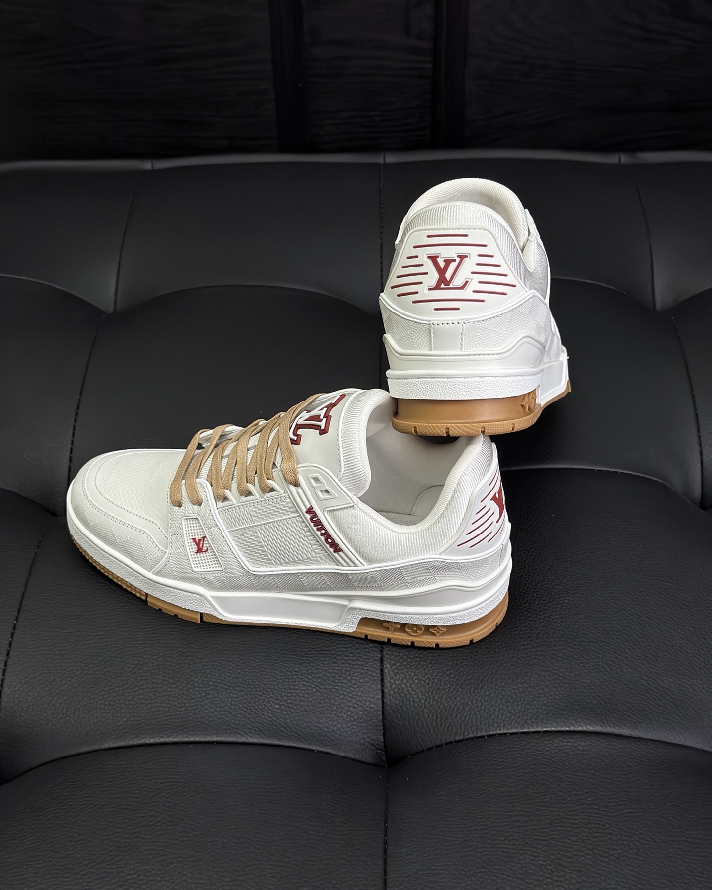LOUIS VUITTON 1AHTS7 LV Trainer Sneaker