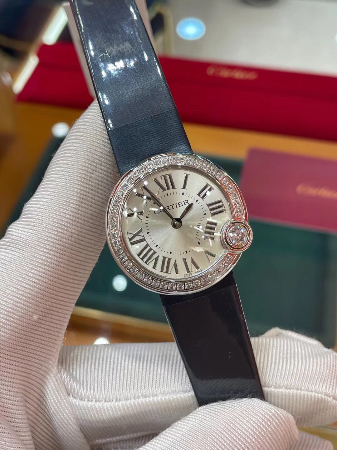 Cartier Confession balloon