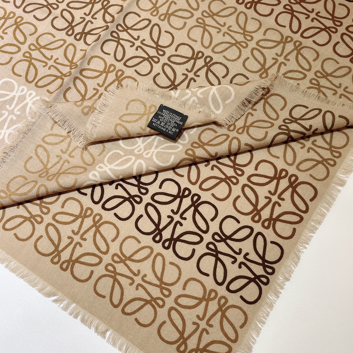 Spring and autumn thin scarf