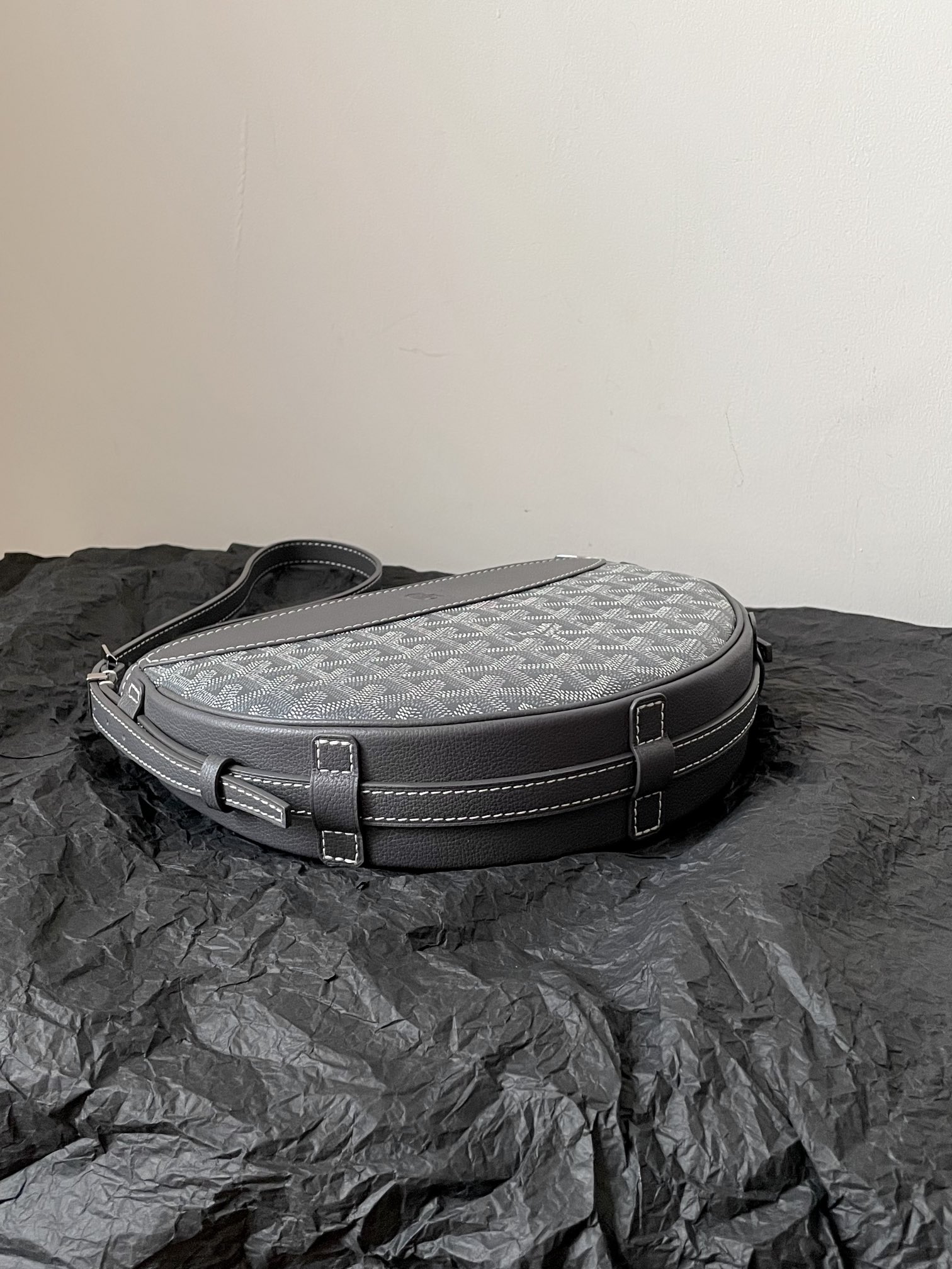 Goyard Hirondelle Bag in Grey 🩶