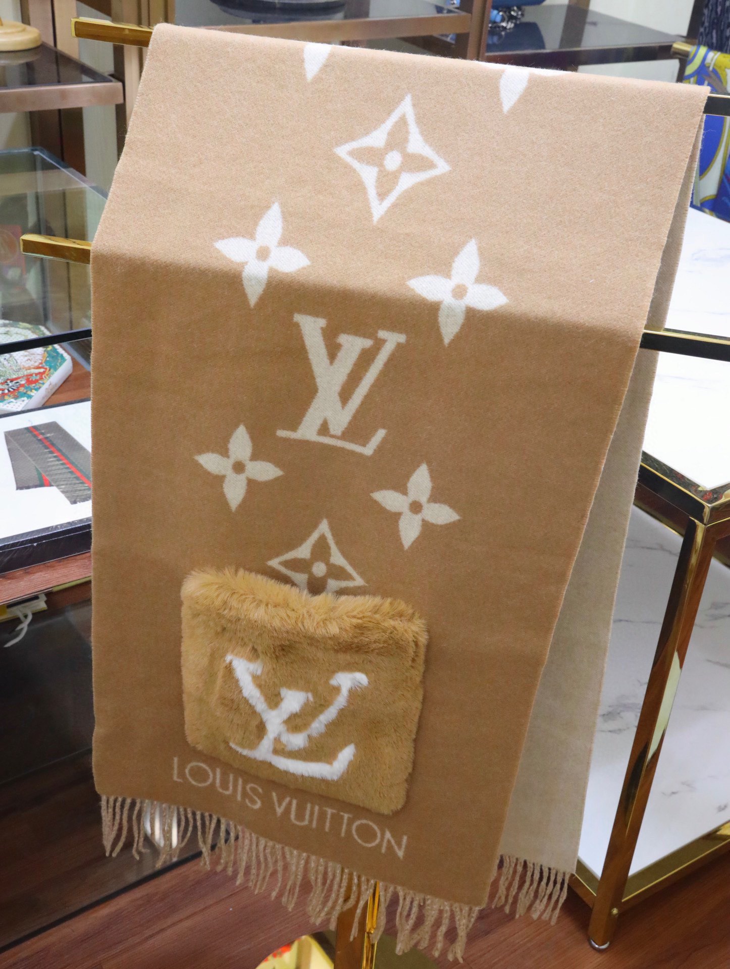 LV-Cold Reykjavik-Beige