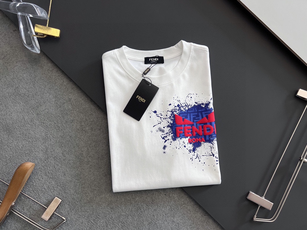 Fend* stock four season series short sleeves-white