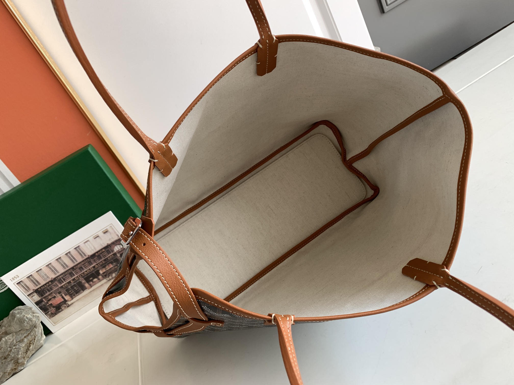 Goyard-Chien Gris Pet Carrier