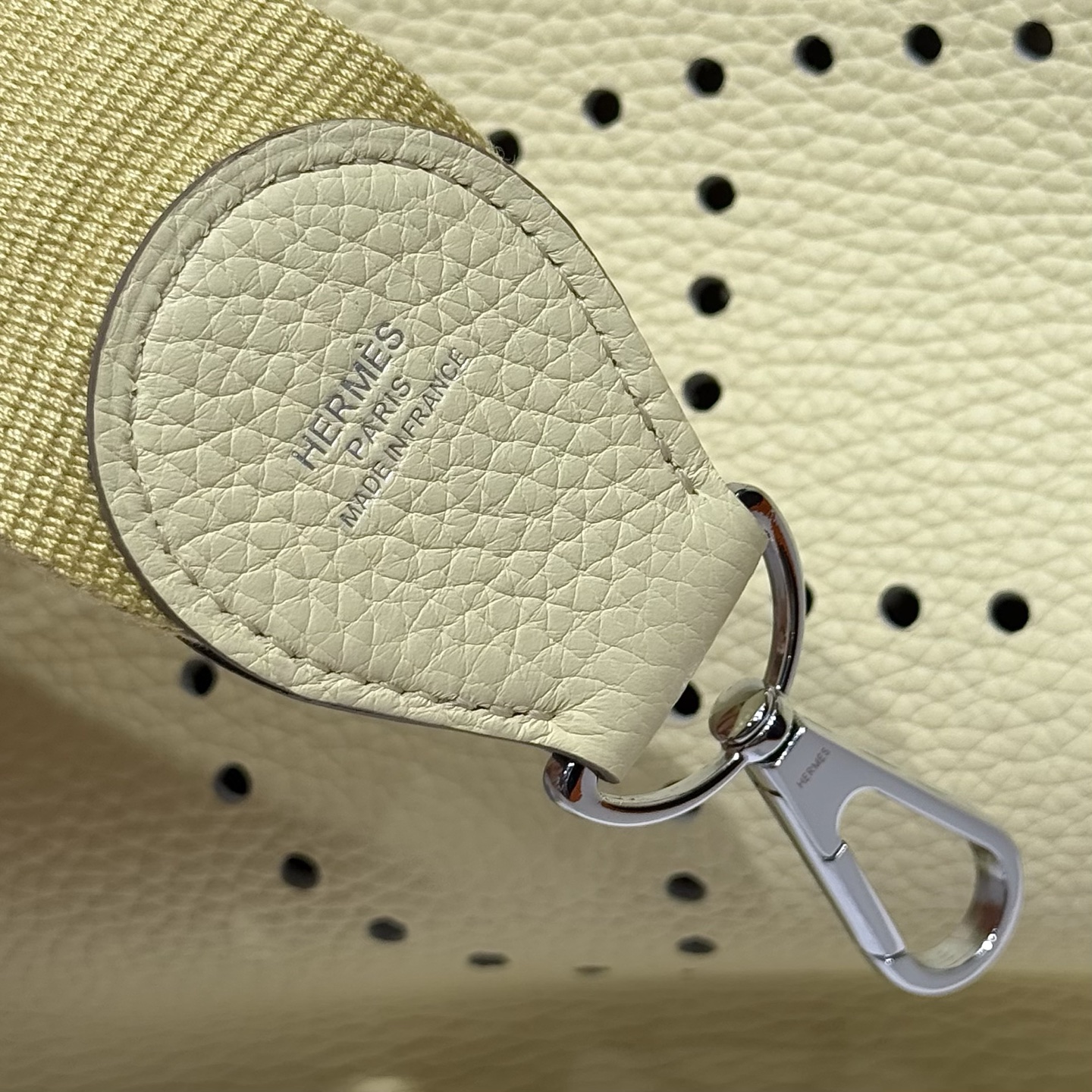 Hermès “Milton Yellow” Evelyne 29