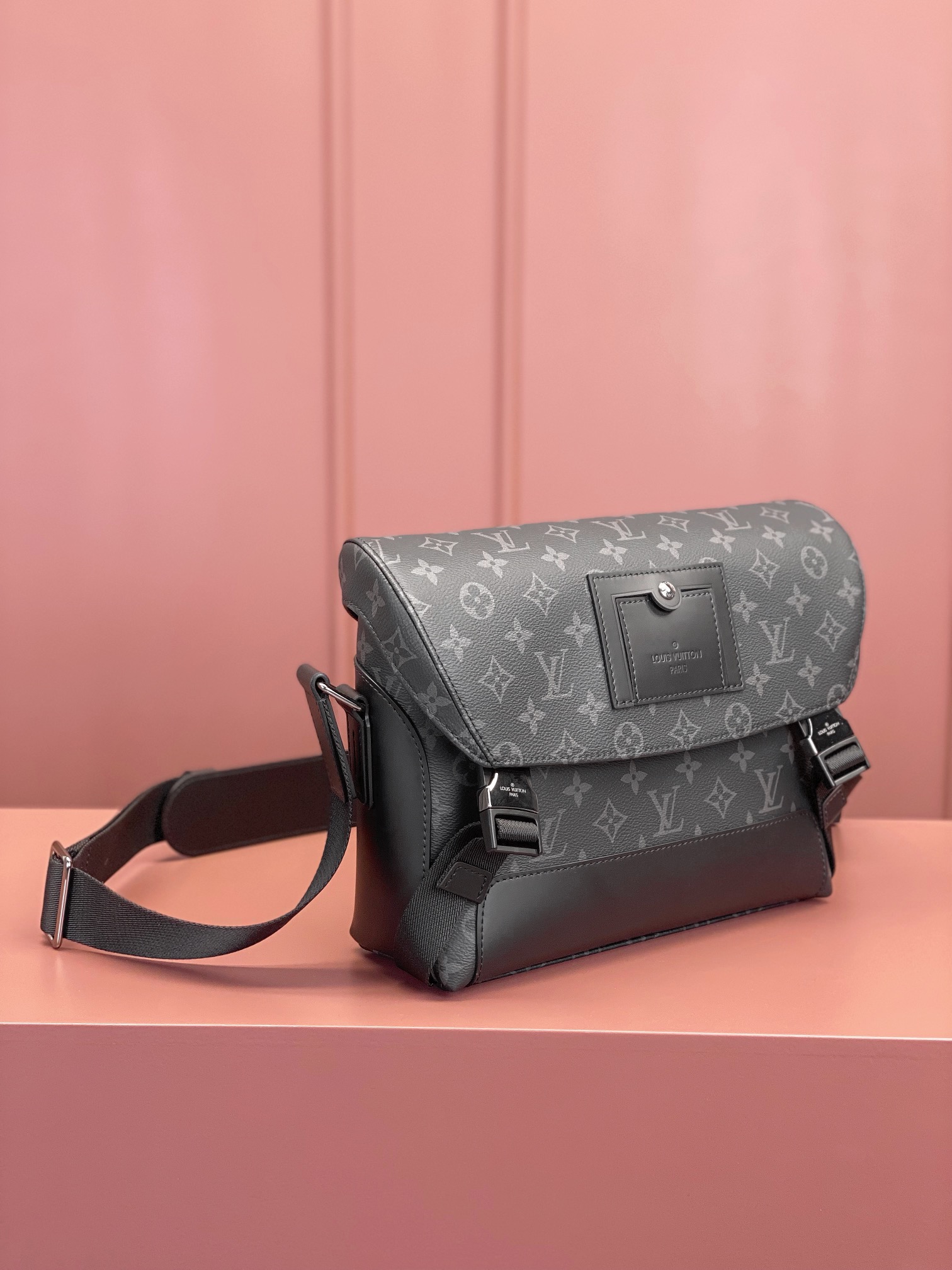 LV-M40511 Messenger PM Voyager