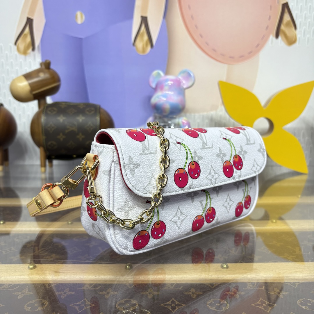 LV x TM M14239 Wallet On Chain Ivy