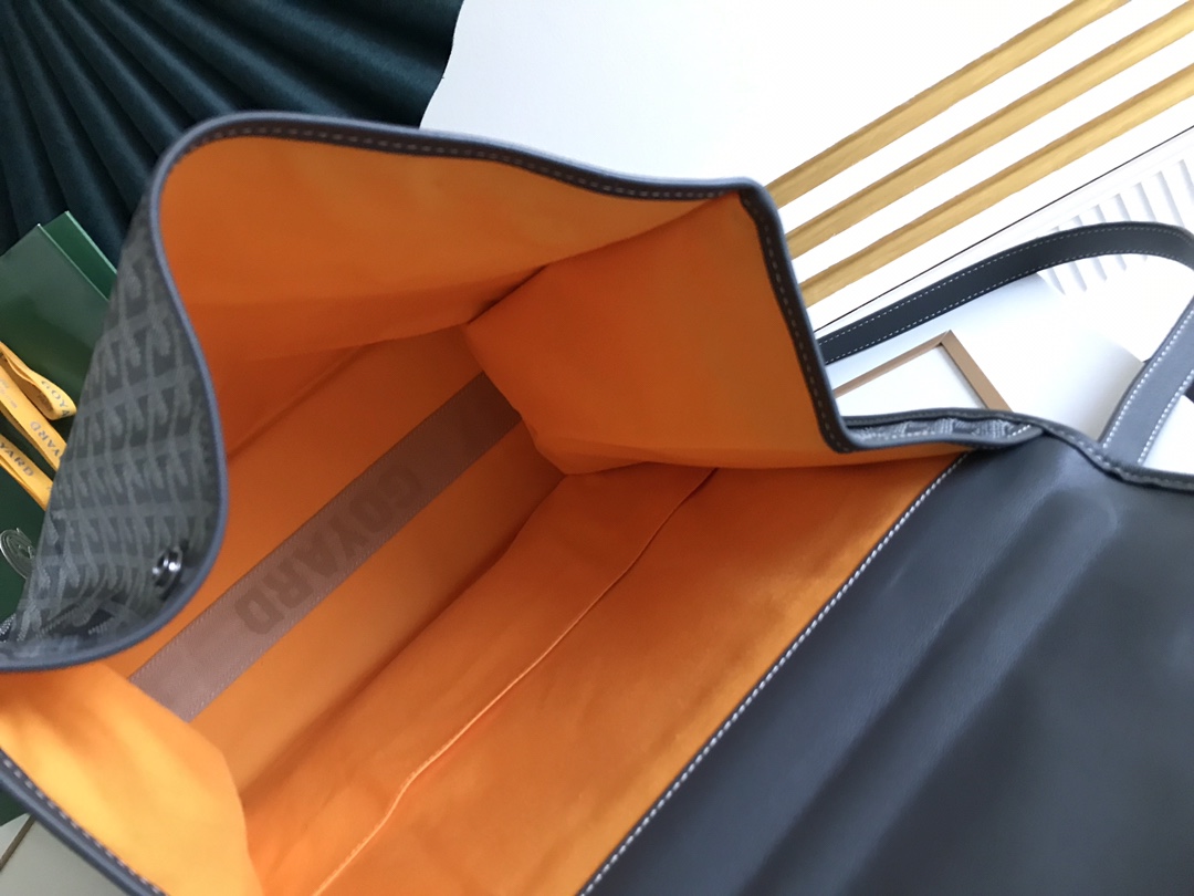 Goyard Saint Léger Bag