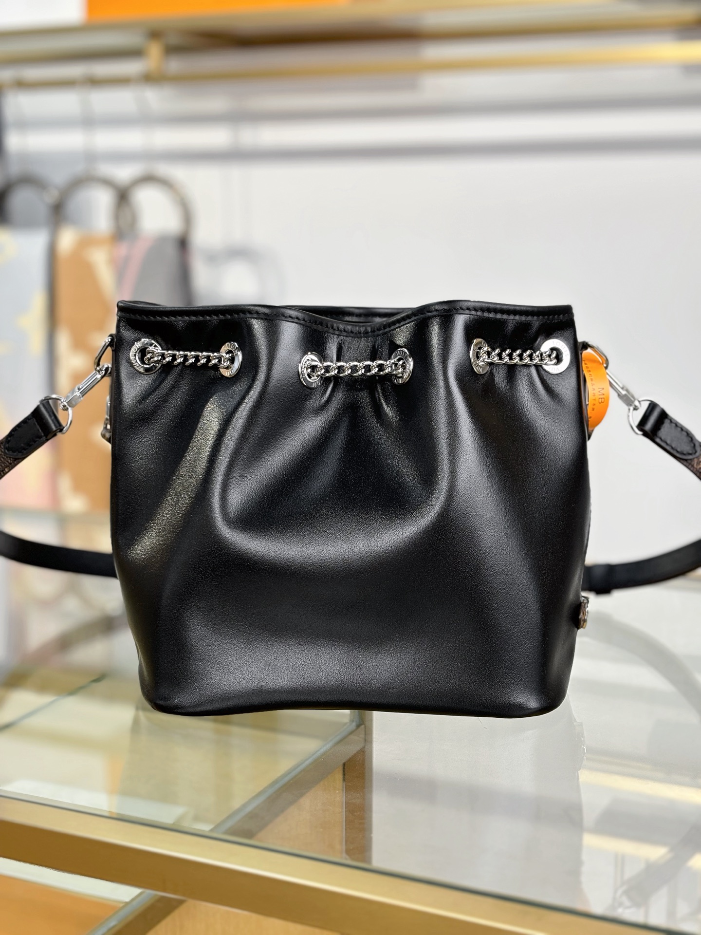 LV M14377 No Way Vibe