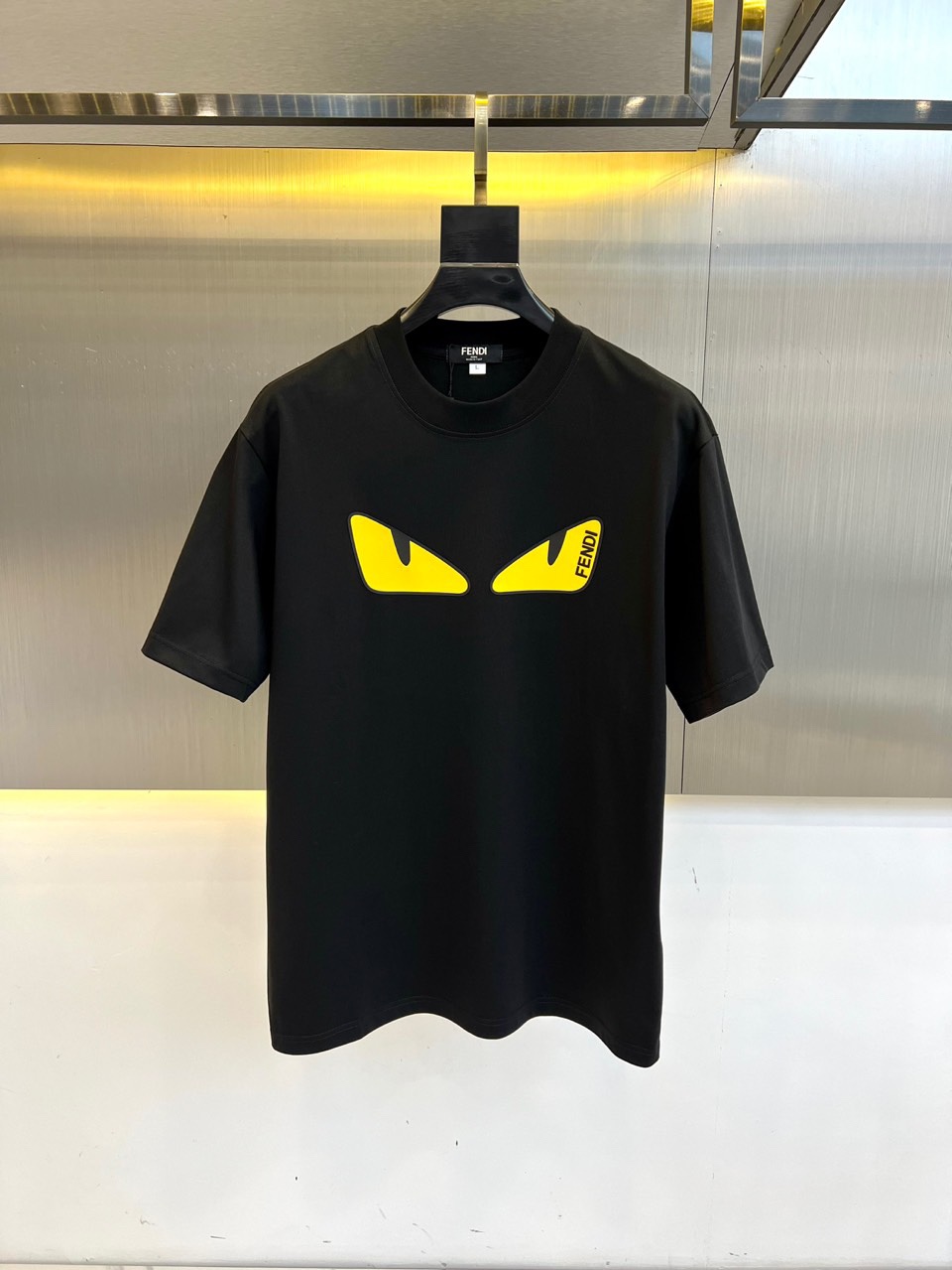 FENDI Men’s Classic Logo Tee