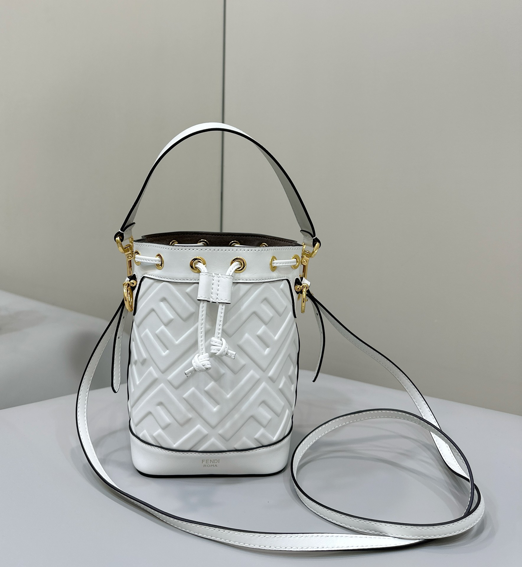 FENDI-Small MON TRESOR Bucket Bag-White
