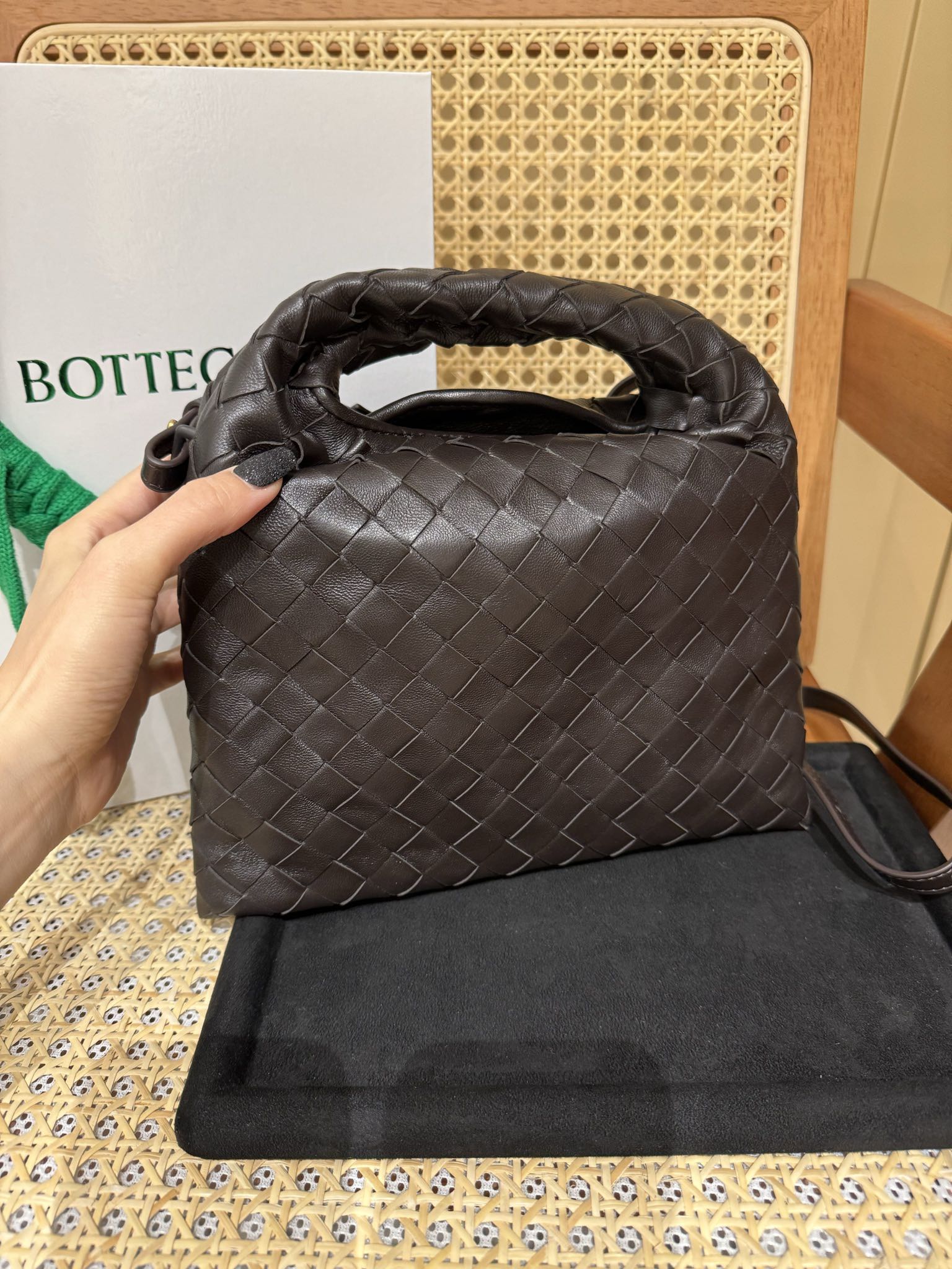 mini Hop crossbody bag Chocolate brown