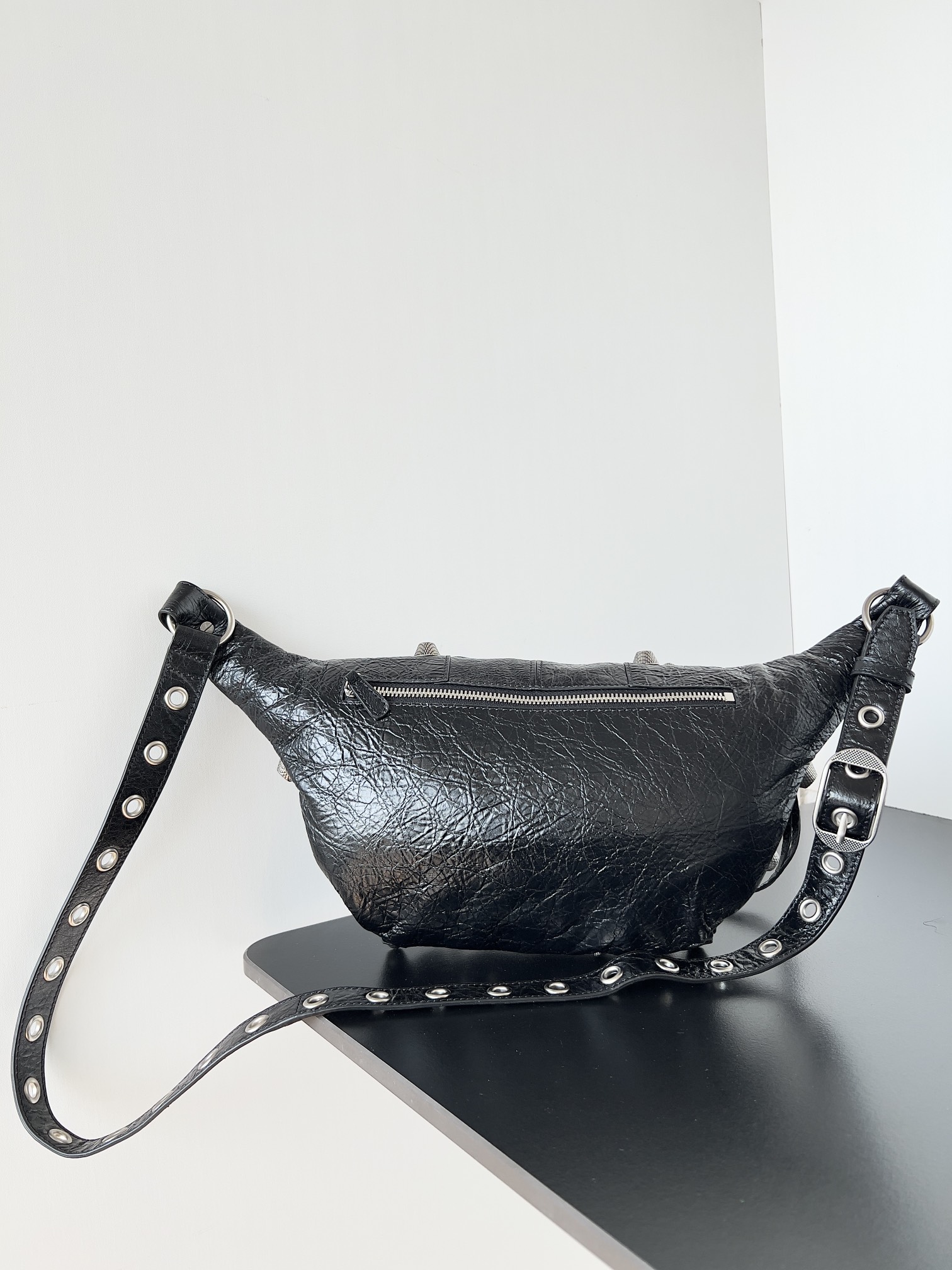 Balenciaga Le Cagole Zipped Belt Bag