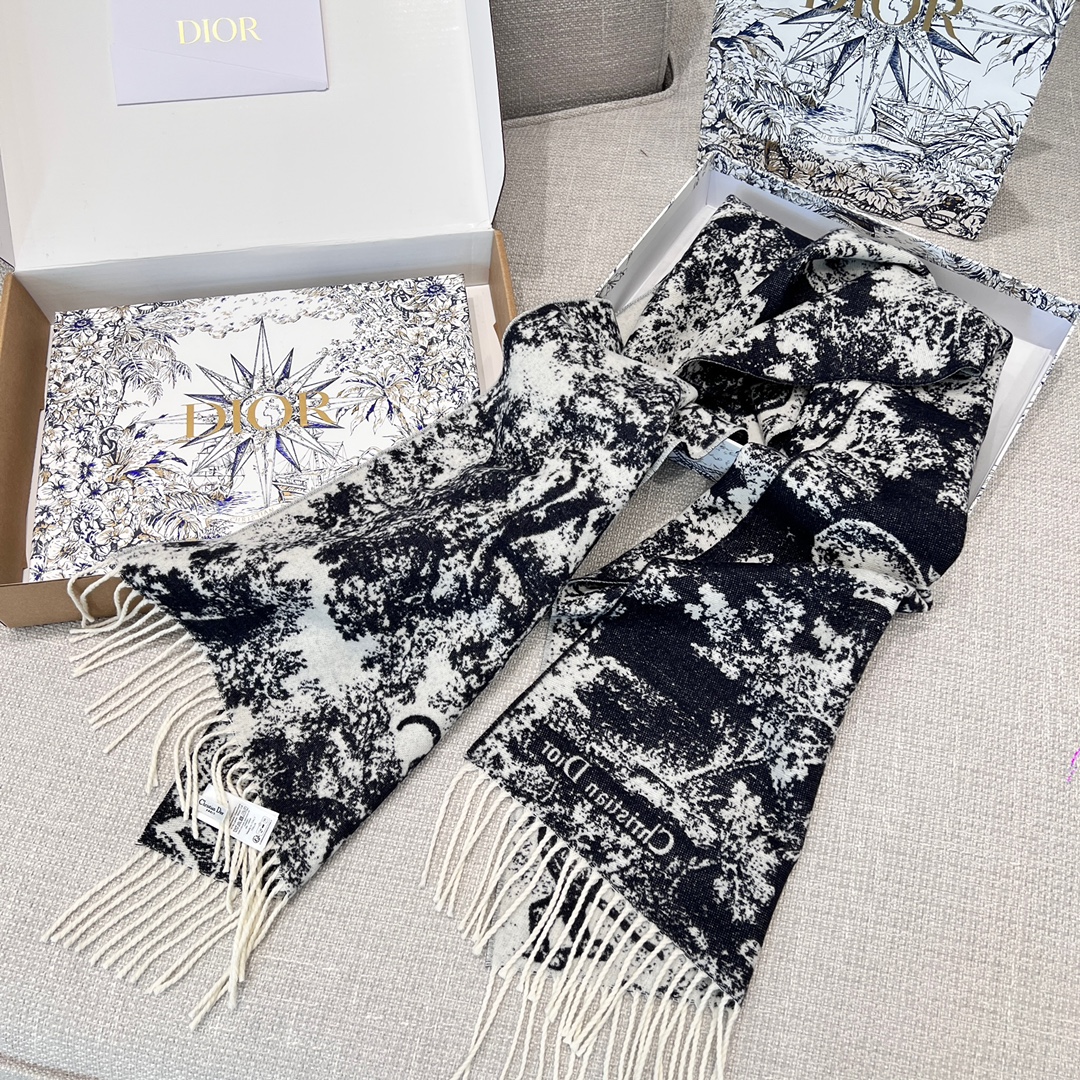 𝐃𝐈𝐎𝐑 Jungle scarf navy blue