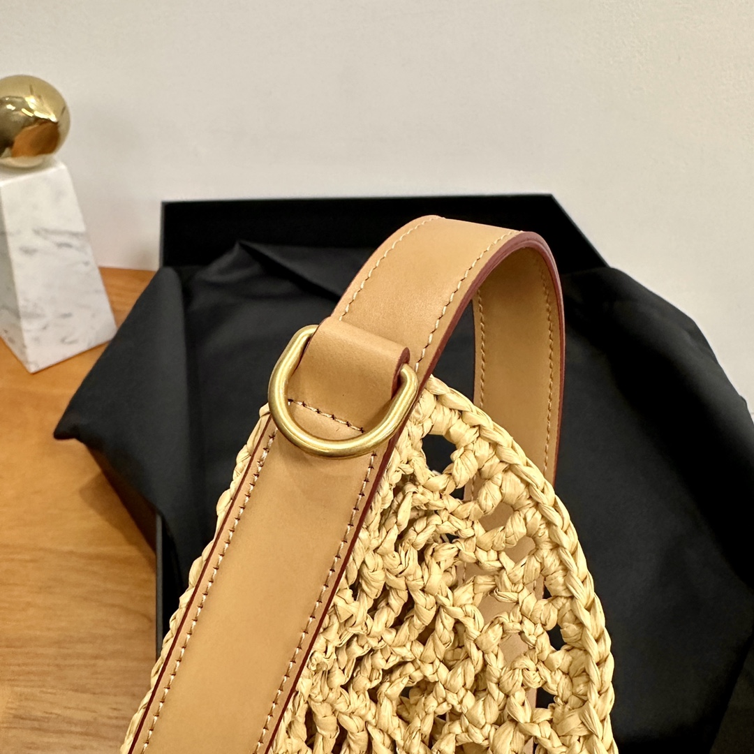 𝗢𝗫𝗔𝗟𝗜𝗦 Raffia Crochet Shoulder Bag