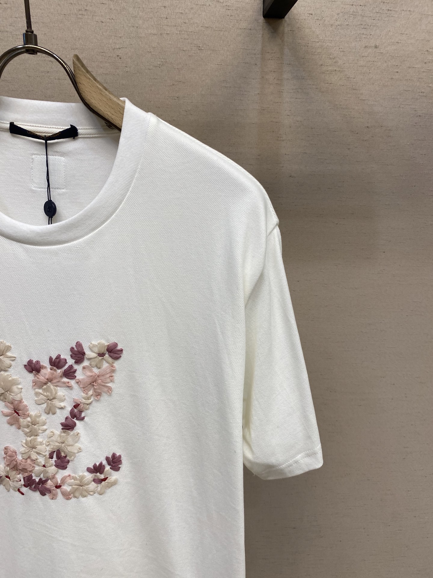 LV 1AIMKG Embroidered T-Shirt