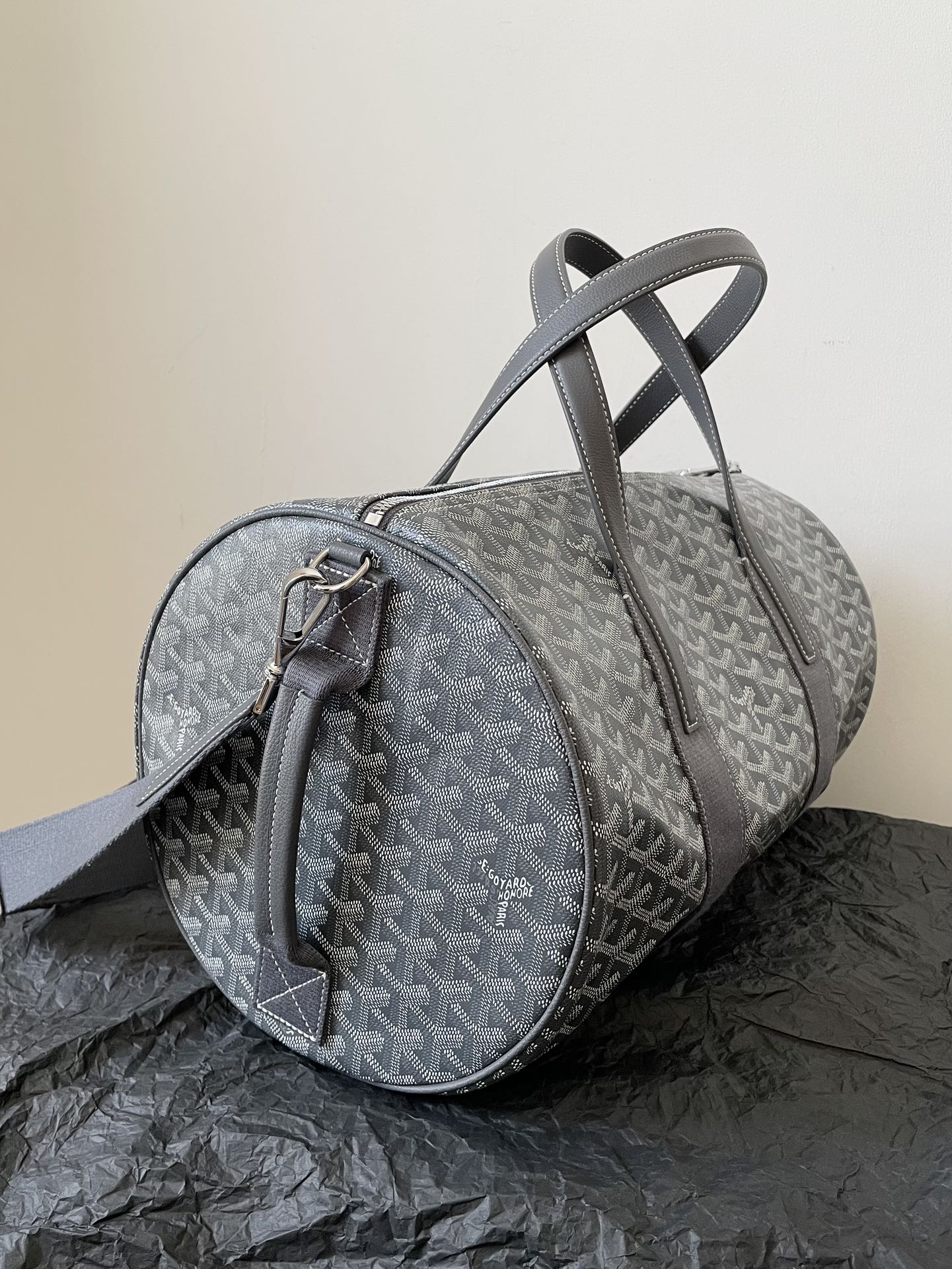 Goyard Barrel 40 – Grey 🩶