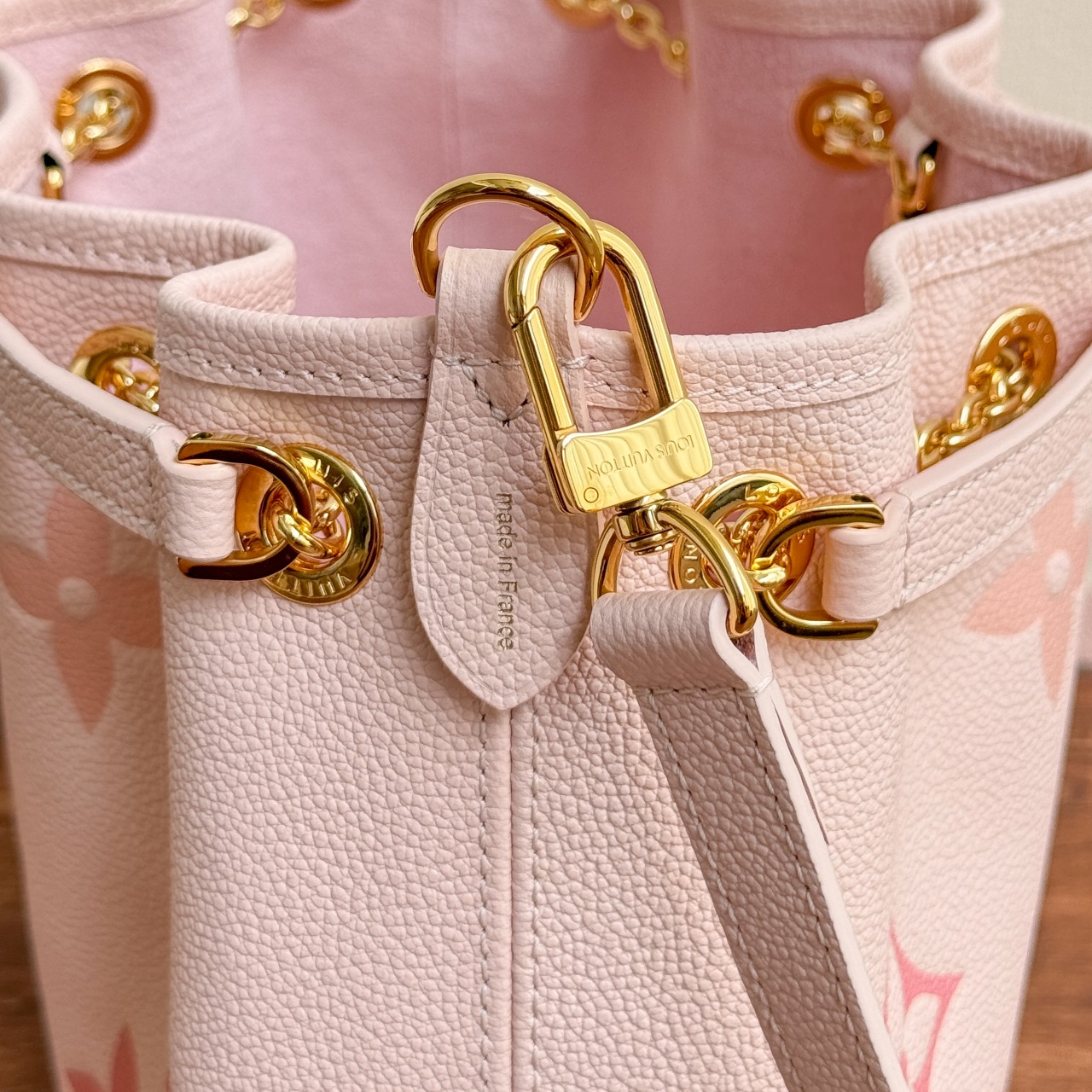 Louis Vuitton-M46492