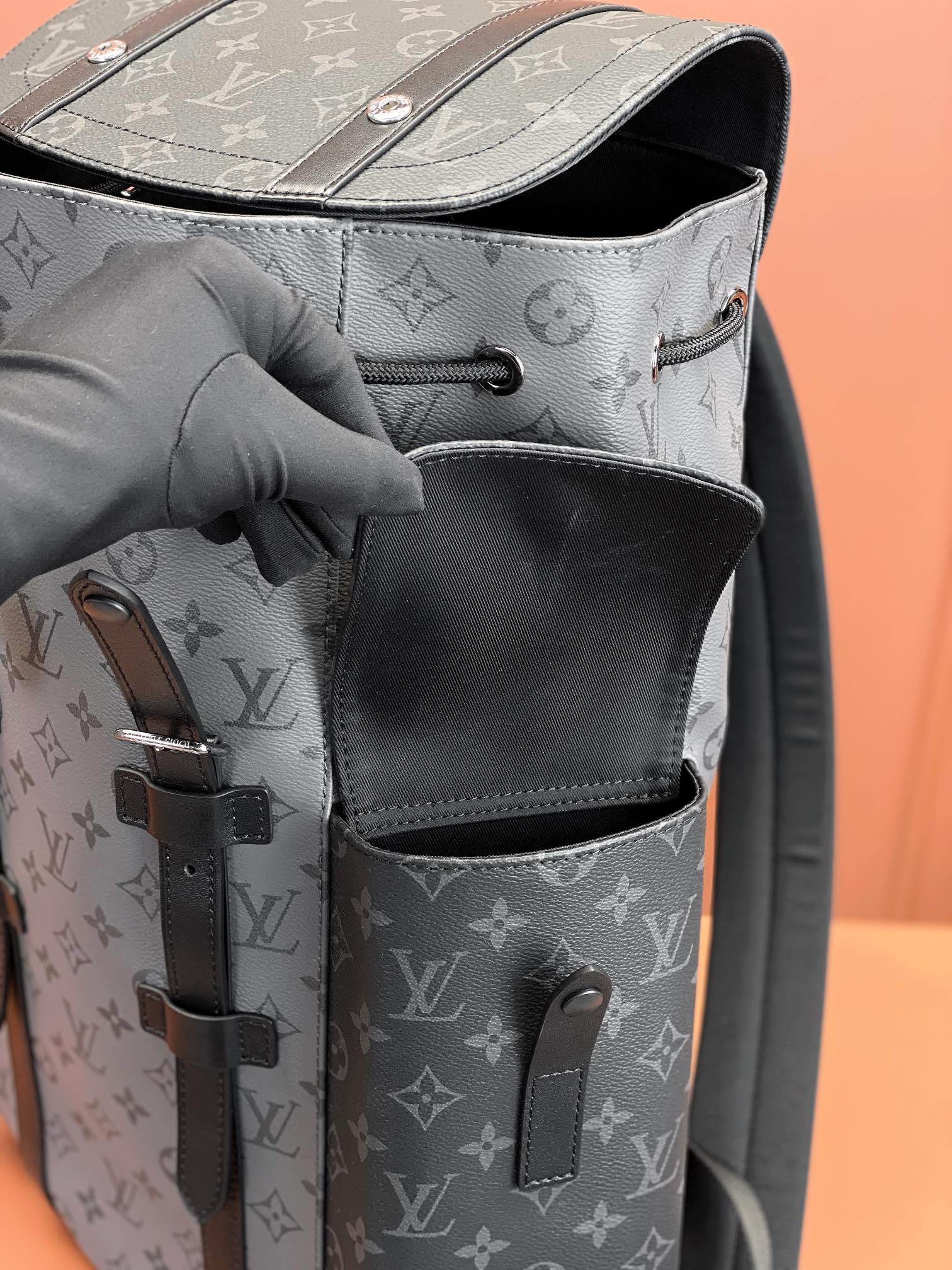 LV-M45419 Christopher MM