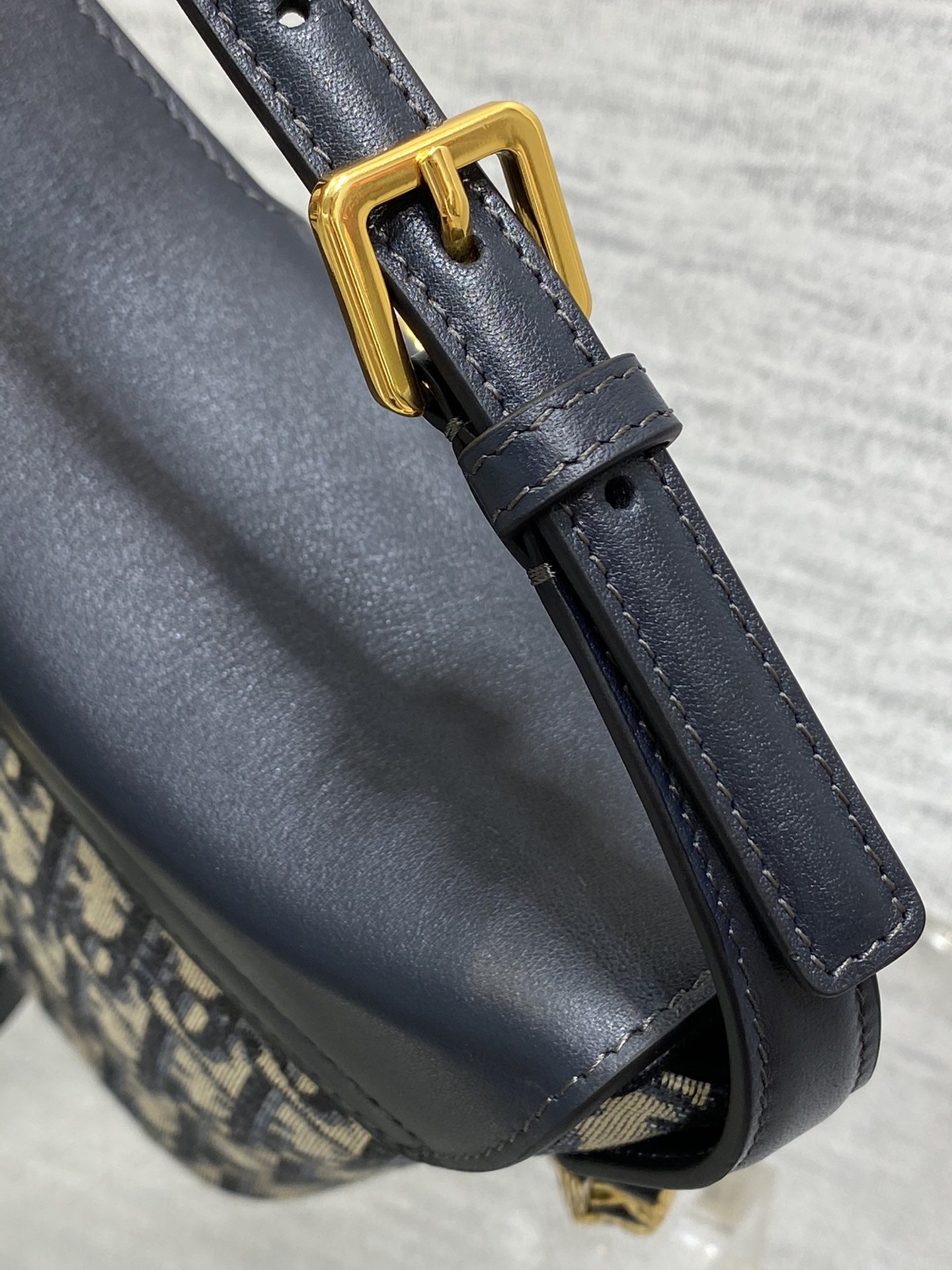 30 Montaigne Dior Amber Mini Bucket Bag