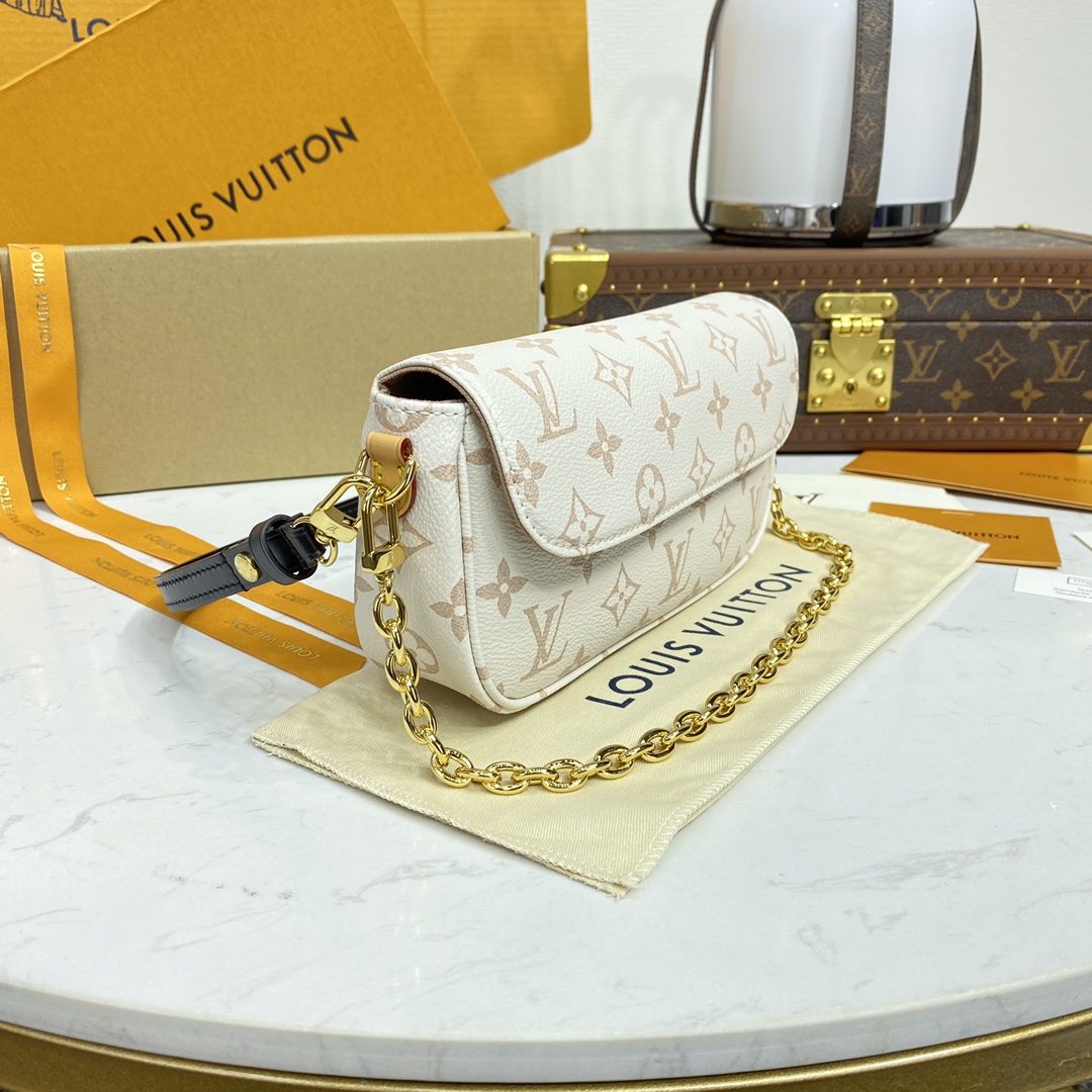 Louis Vuitton Wallet on Chain Ivy M83091
