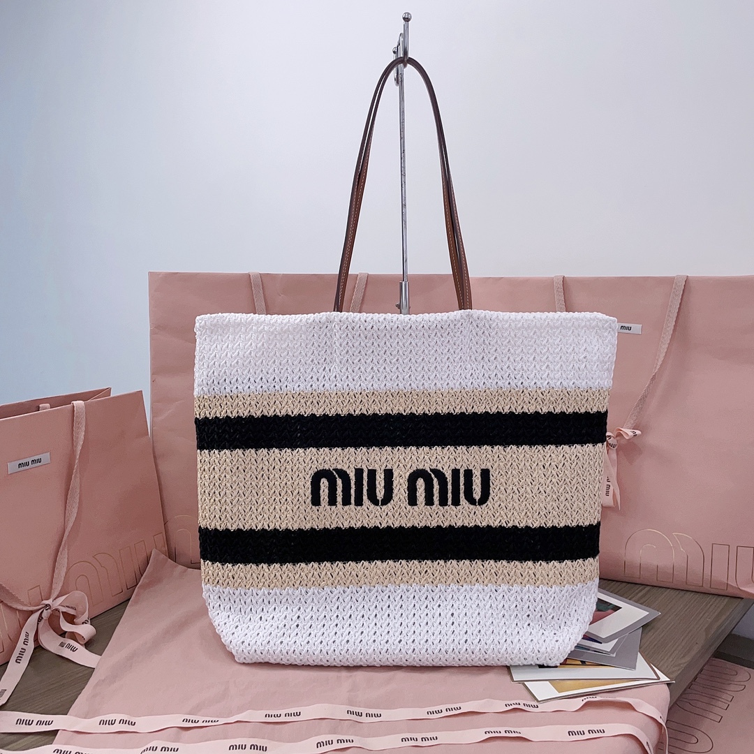 MiuMiu-Raffia-effect woven tote bag