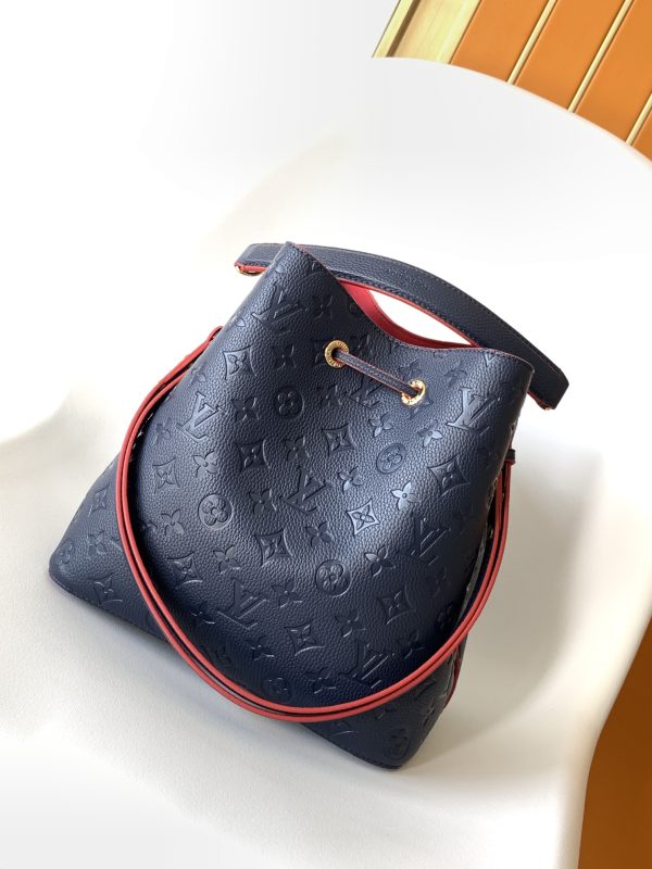 Louis Vuitton Néonoé MM Navy M45306