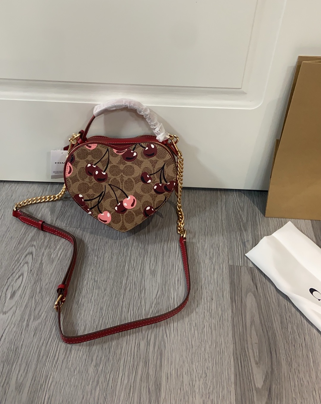 COACH-Teri cute cherry bag