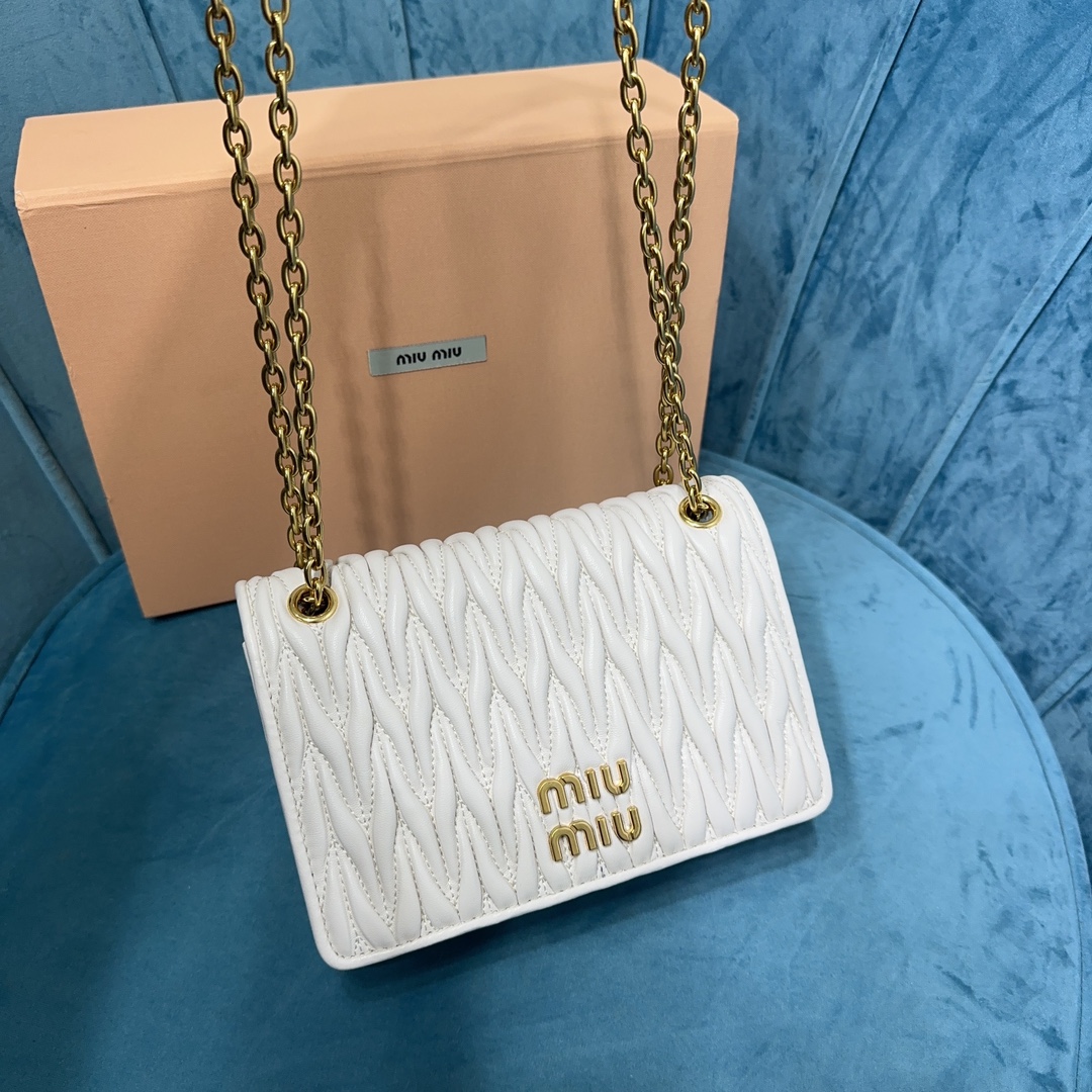 MIUMIU-New Soft Lambskin Handbag