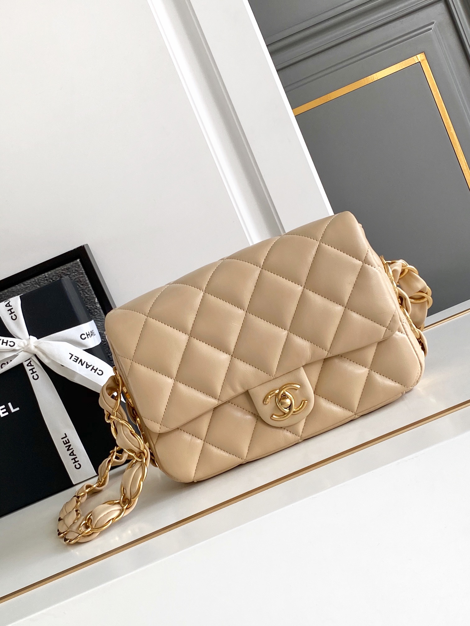 CHANEL hobo Bag