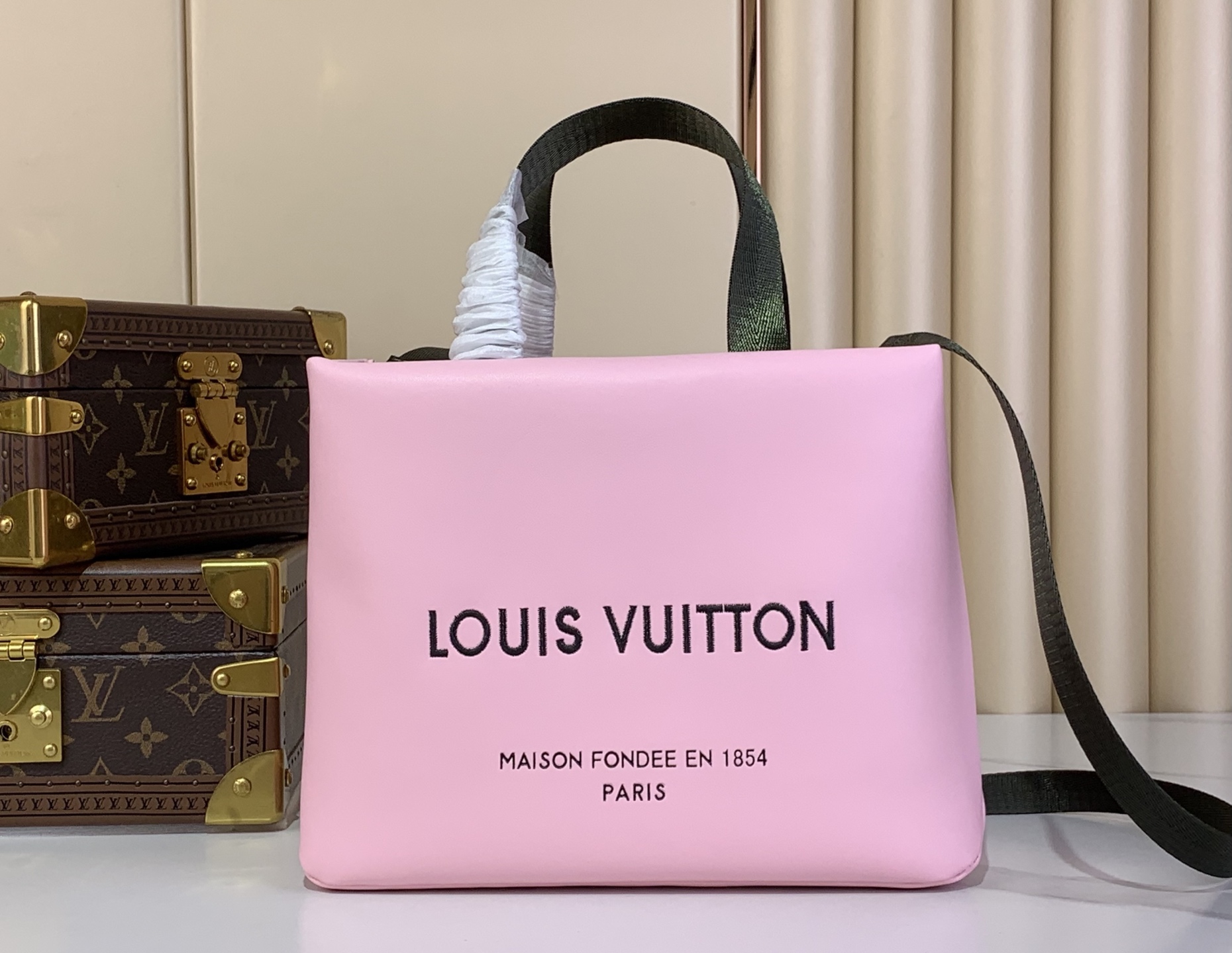 LV M15239 Mini Shopper Tote