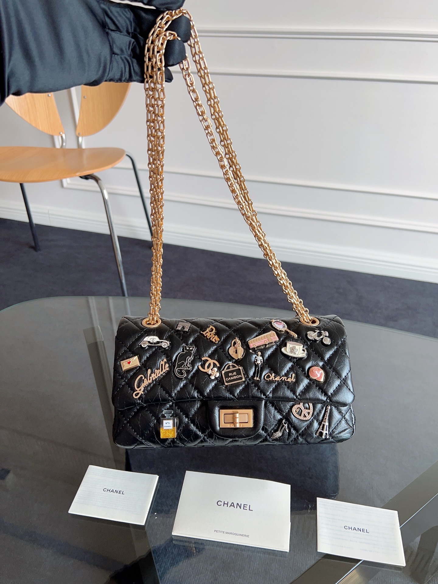 Chanel 2019 New Perfume Bottle 1112 Badge Bag