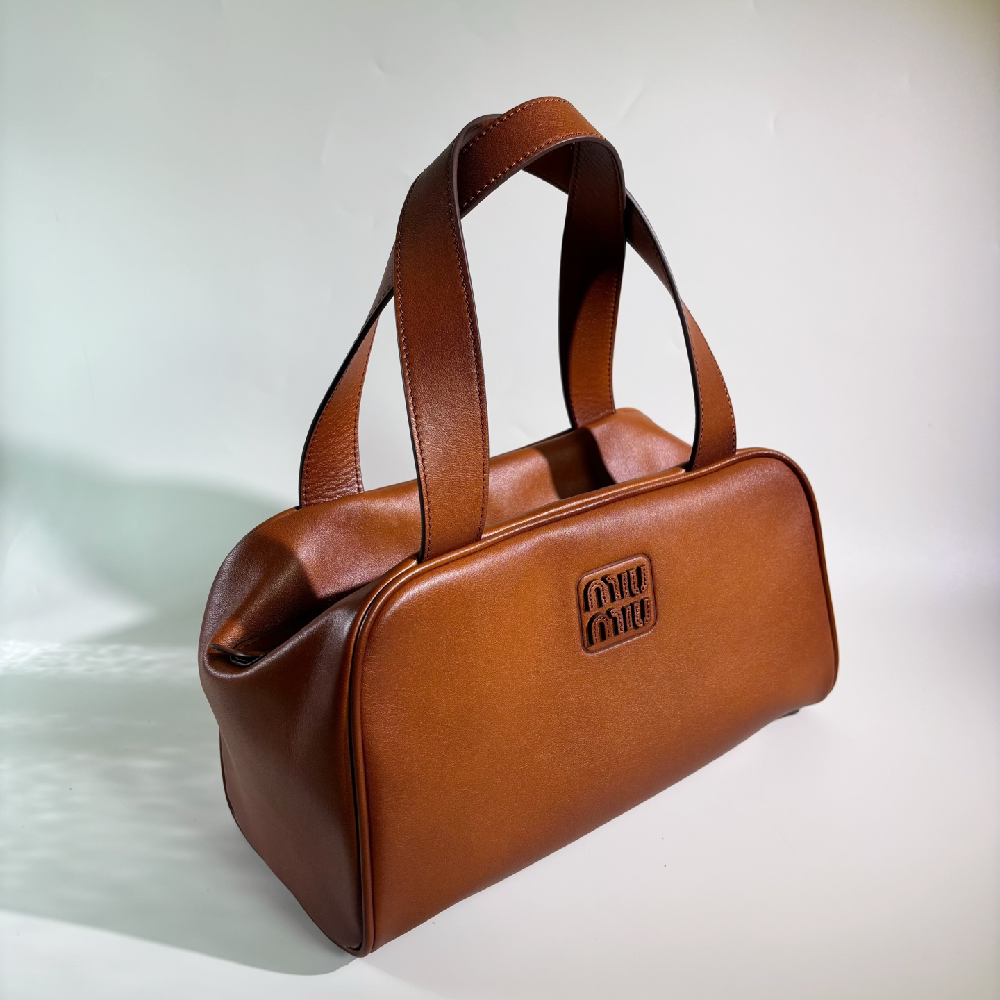 MIUMIU Leather top-handle bag -Cognac