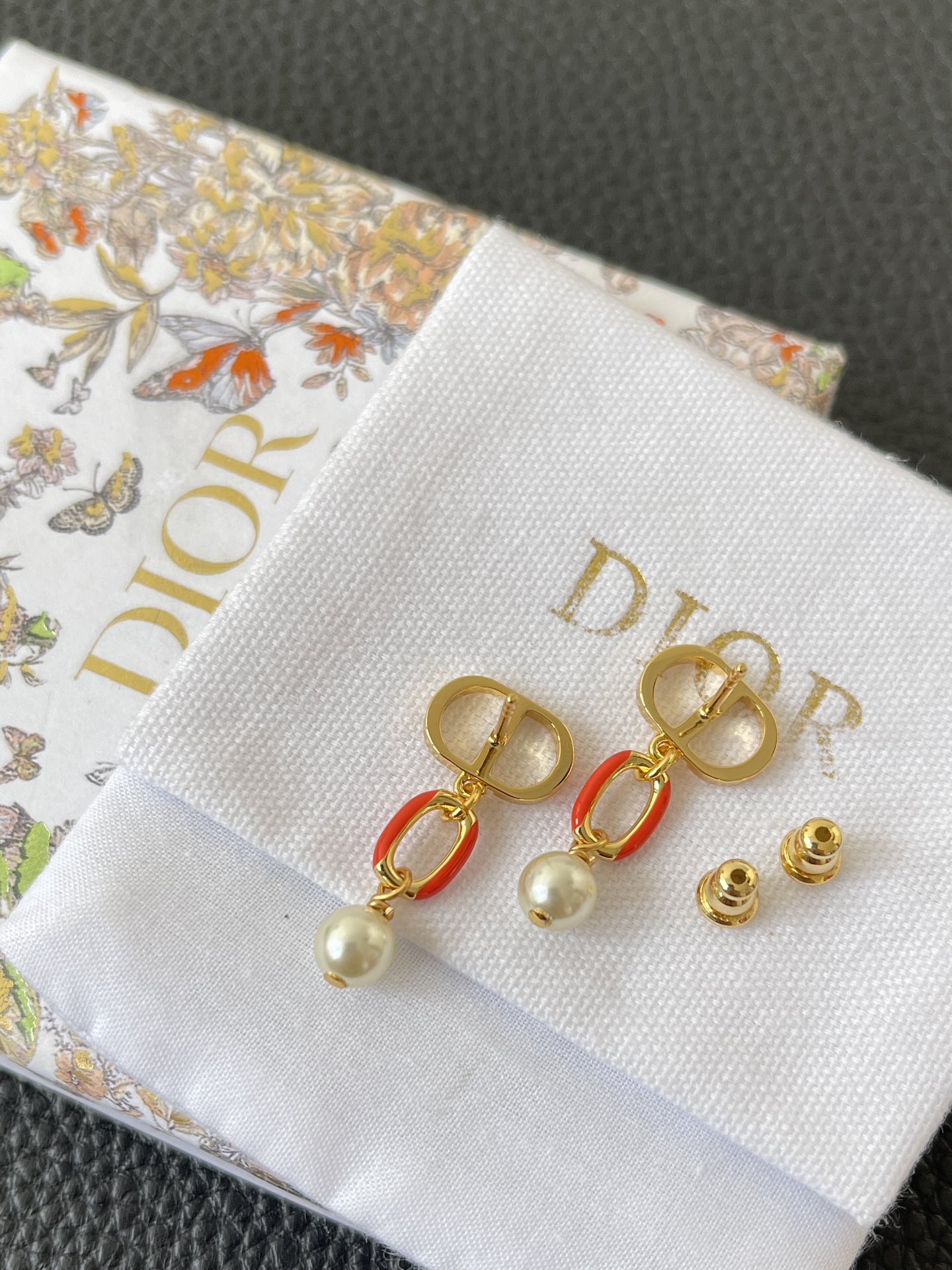 Di0r Petit CD Earrings