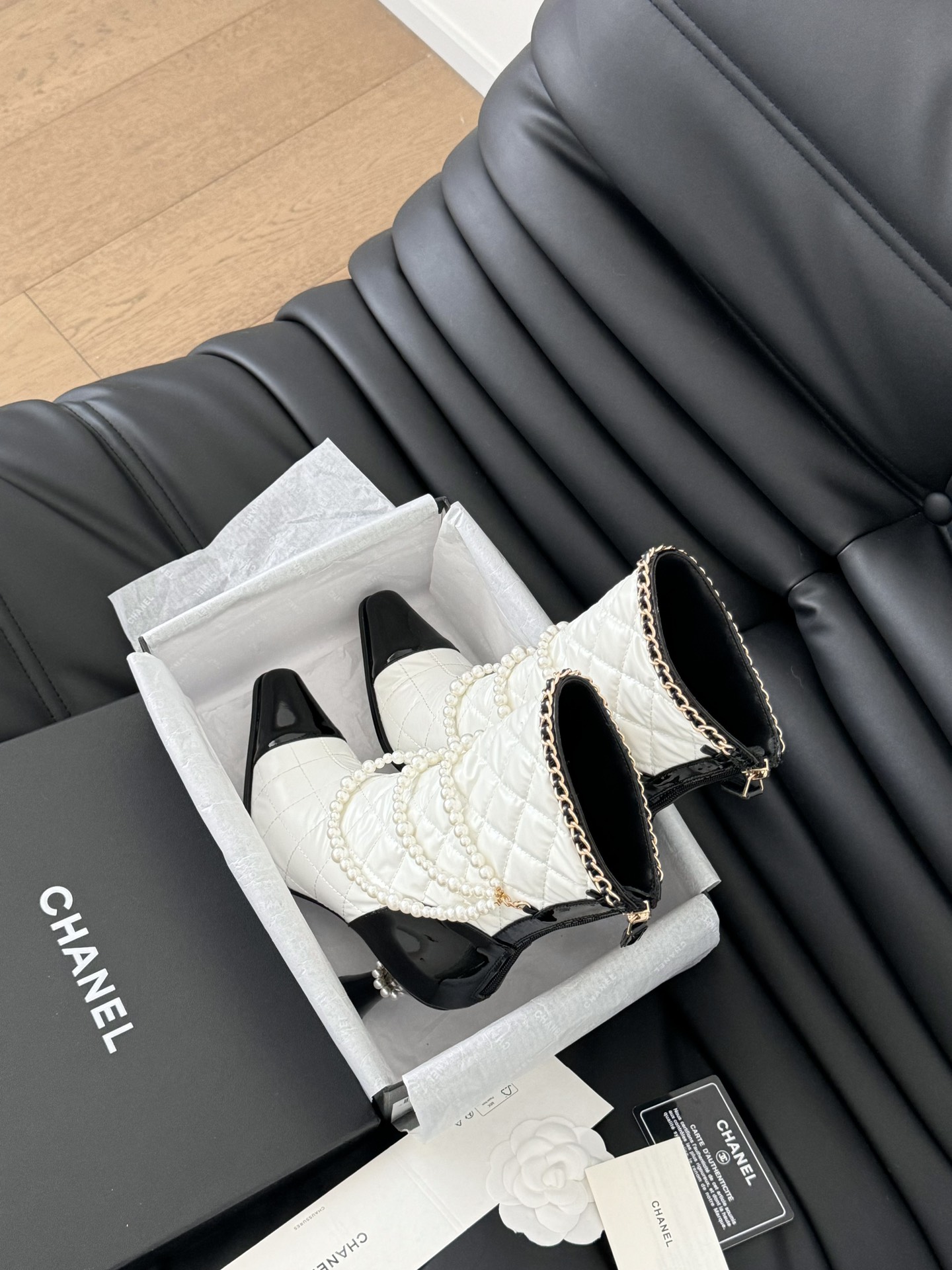 Chane* new autumn/winter boots-white