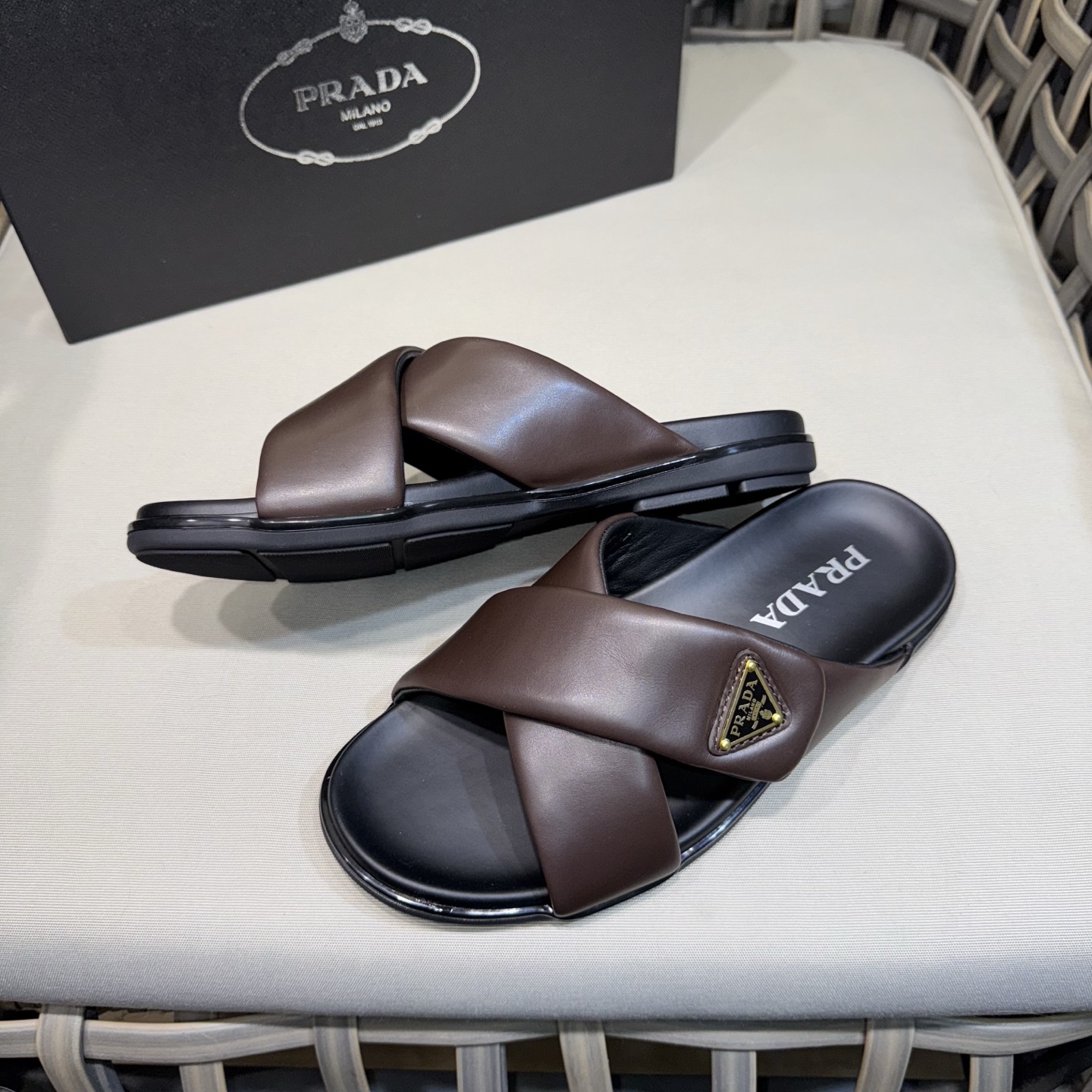 Prada Men’s Leather Sandals / Slides – New Arrival