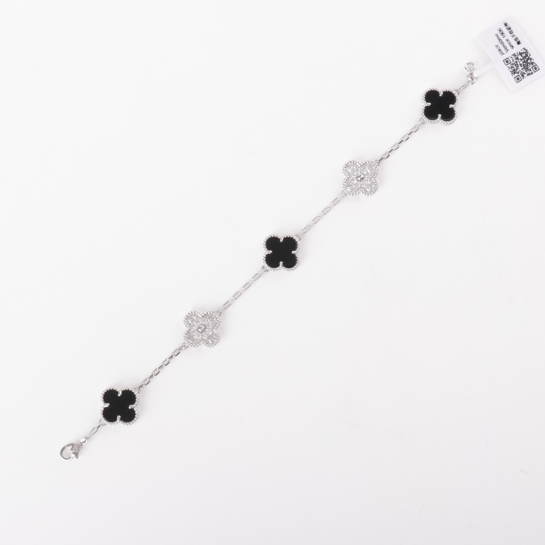 Van Cleef & Arpels VCA Clover Five-Flower Bracelet