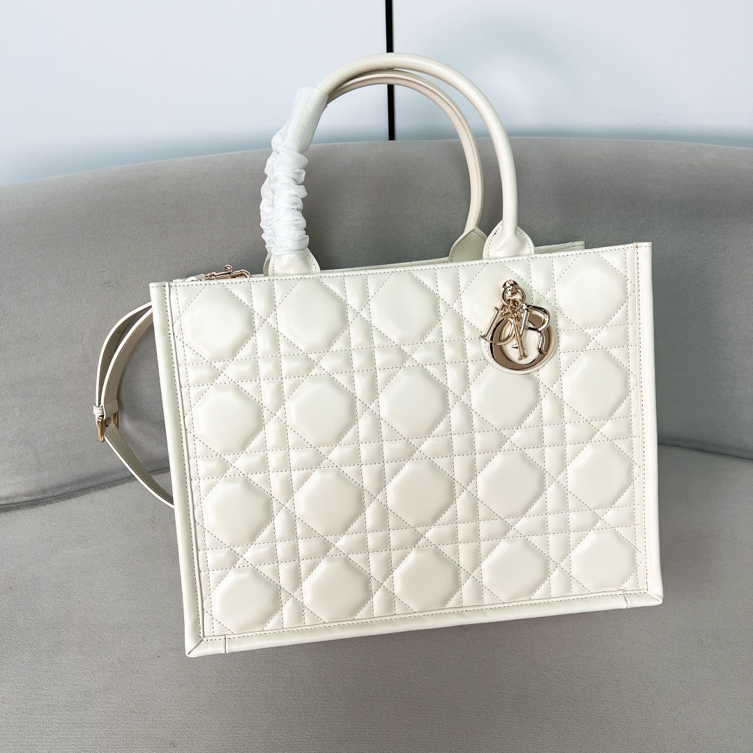 BookTote Full Leather Jumbo Woven Tote M1324