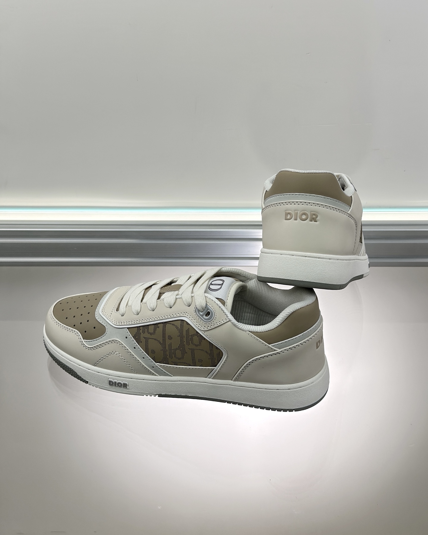 DIOR B27 Uptown Low-Top Sneaker