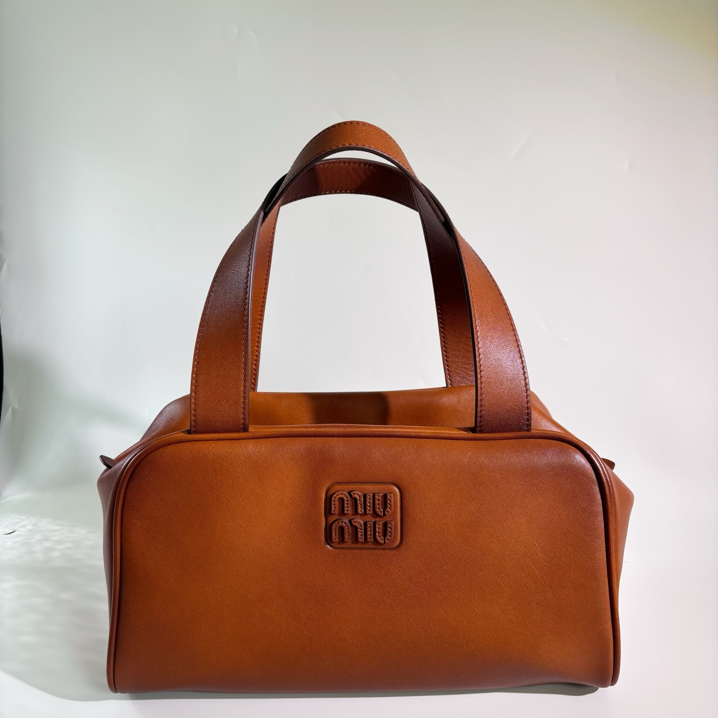 MIUMIU Leather top-handle bag -Cognac