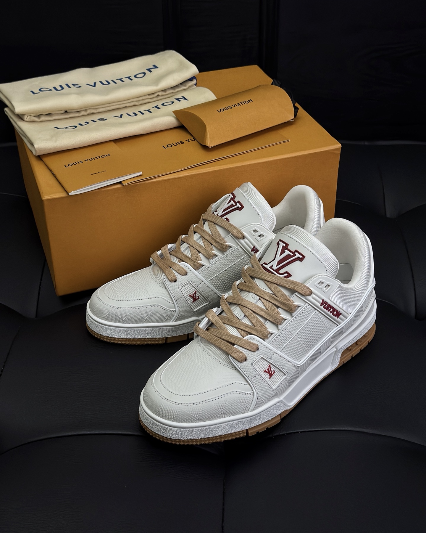LOUIS VUITTON 1AHTS7 LV Trainer Sneaker
