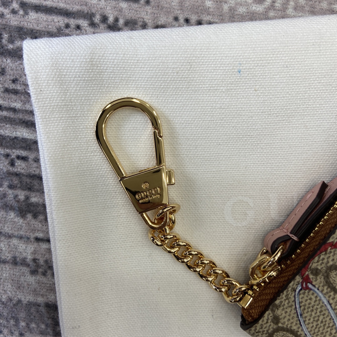 Gucci-Inji SeoKey ring hook