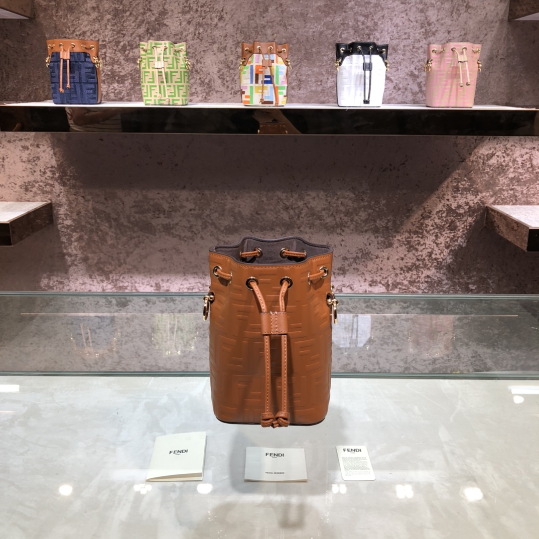 FENDI-Calfskin FF Logo Bucket Bag-Brown