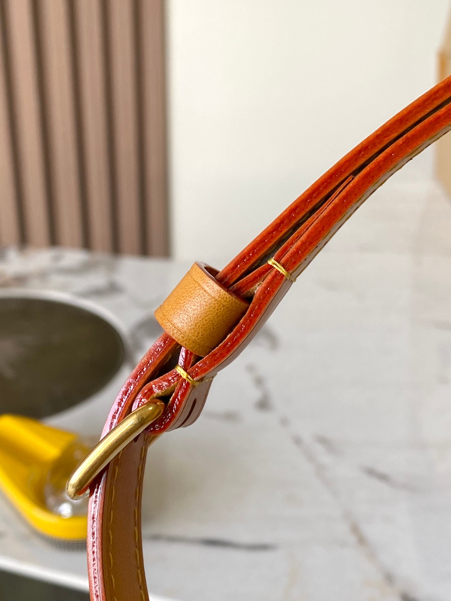 LV M26805 Satchel Wearable Wallet