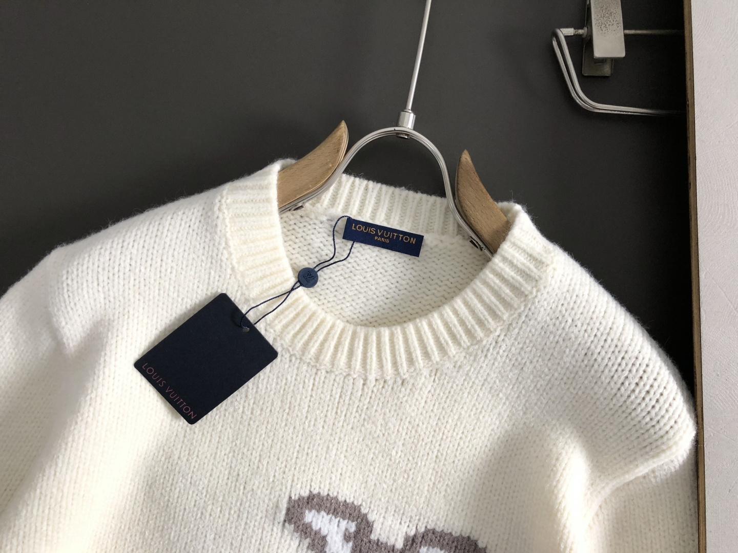 LOUIS VUITTON 1AIWEO LV Intarsia Crewneck