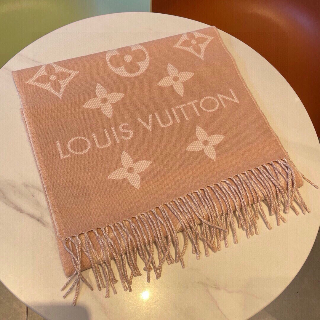 LOUIS VUITTON M77854 LV Essential scarf