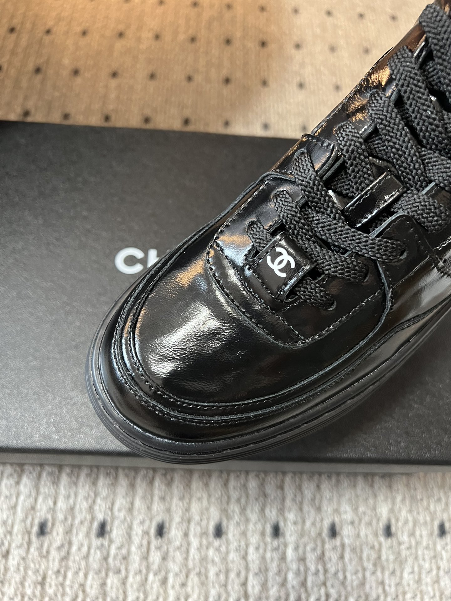 CHANEL Patent Leather Low-Top Trainers Black