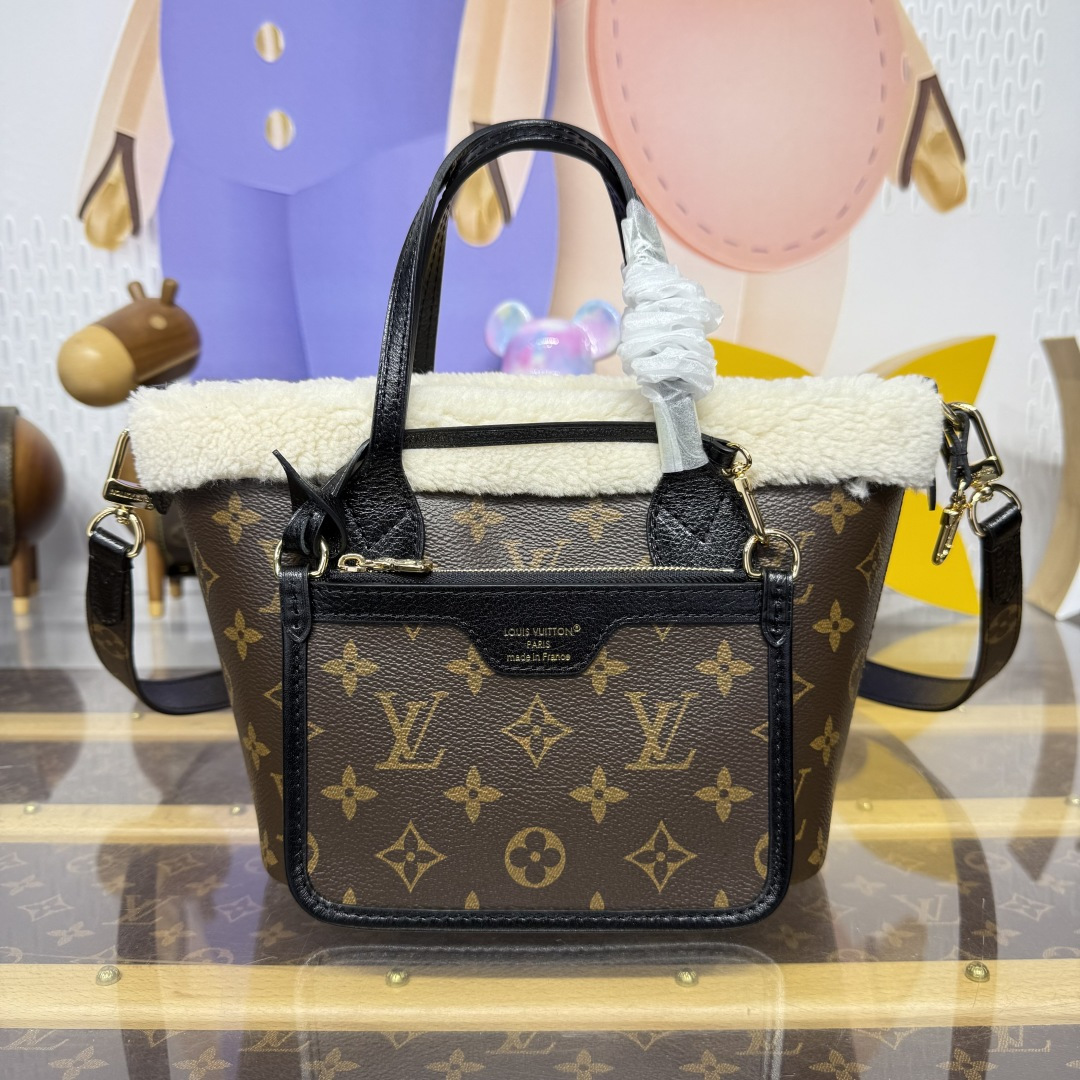 M26315 LV Ski Neverfull Bandoulière Inside Out BB