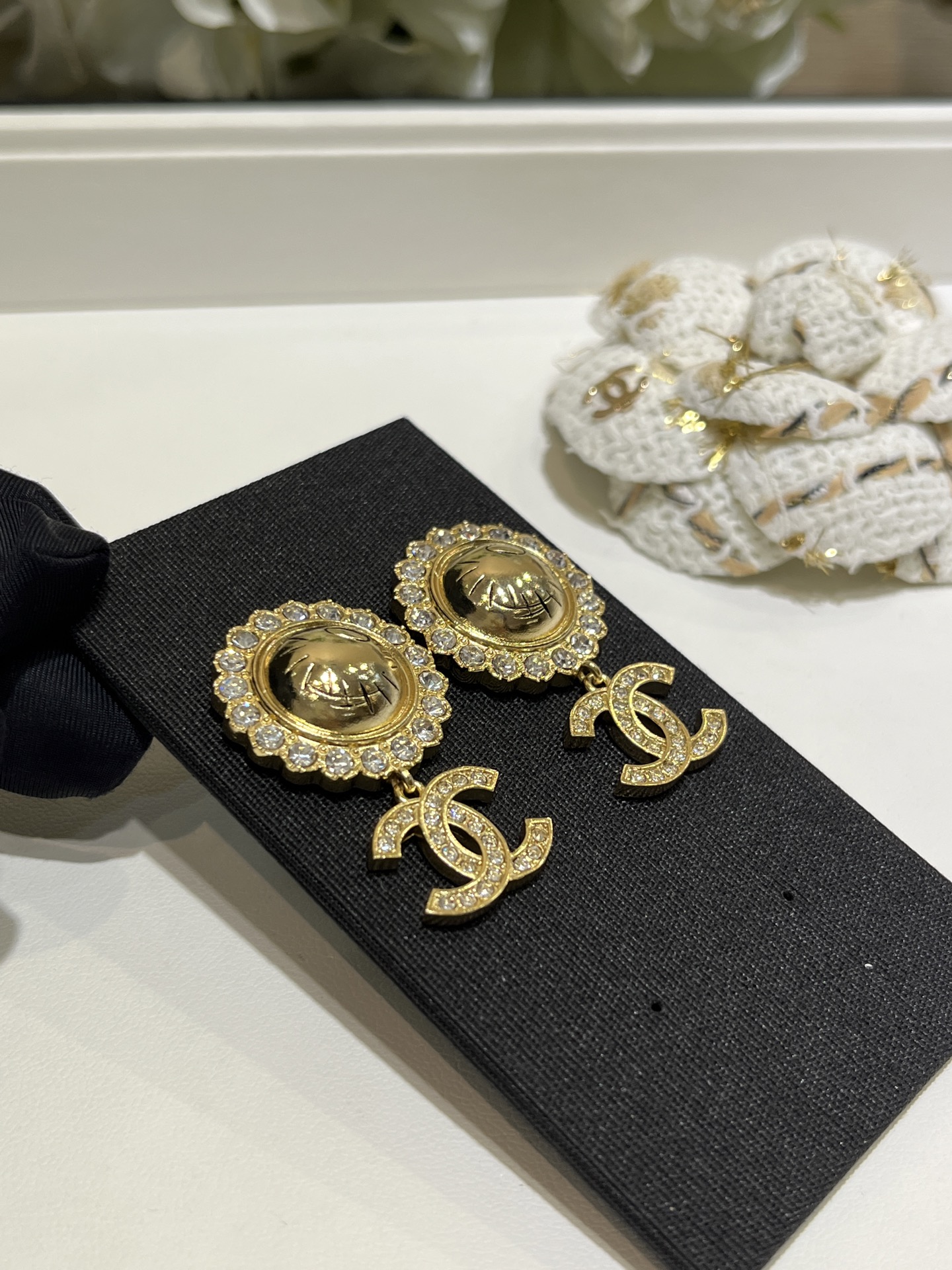 CHANEL Pendant Earrings