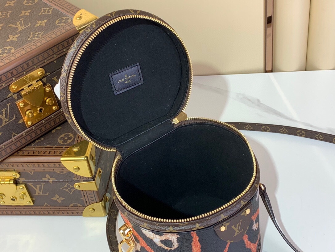 LV – Leopard Print-